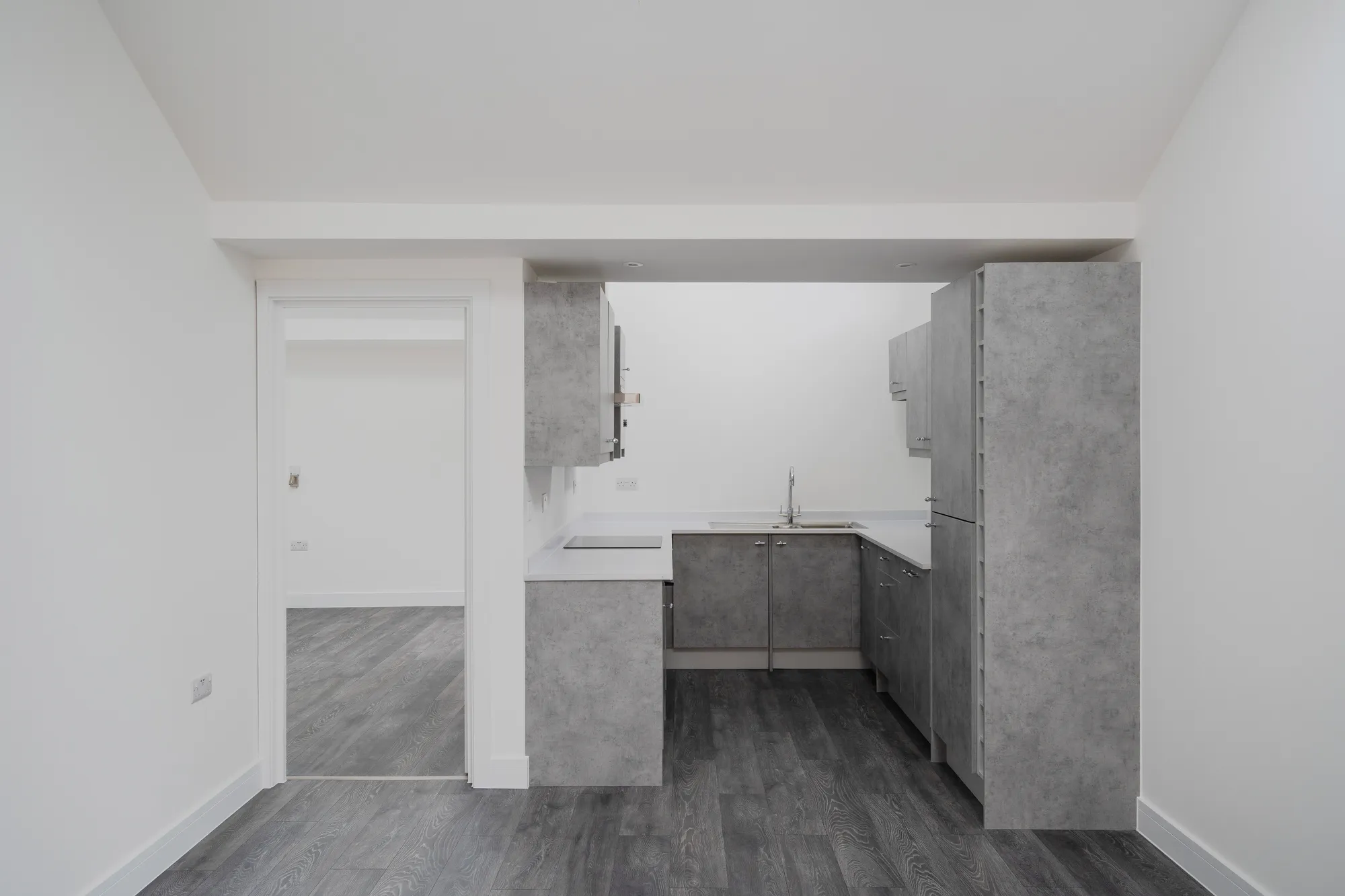 1 bed ground floor flat to rent in Tavistock Road, London, E7  - Property Image 5