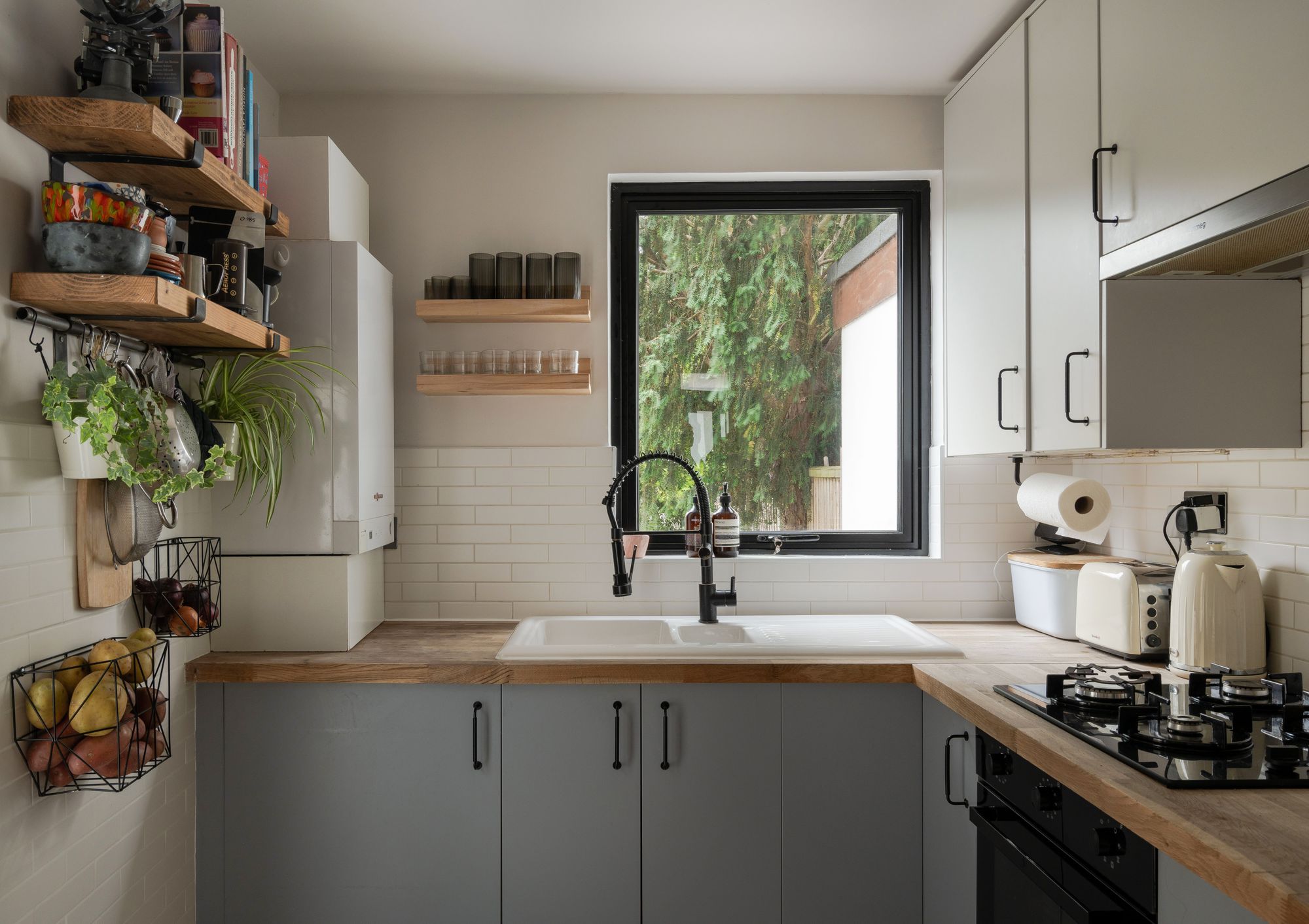 2 bed terraced house for sale in Farmer Road, Leyton, London, E10  - Property Image 12