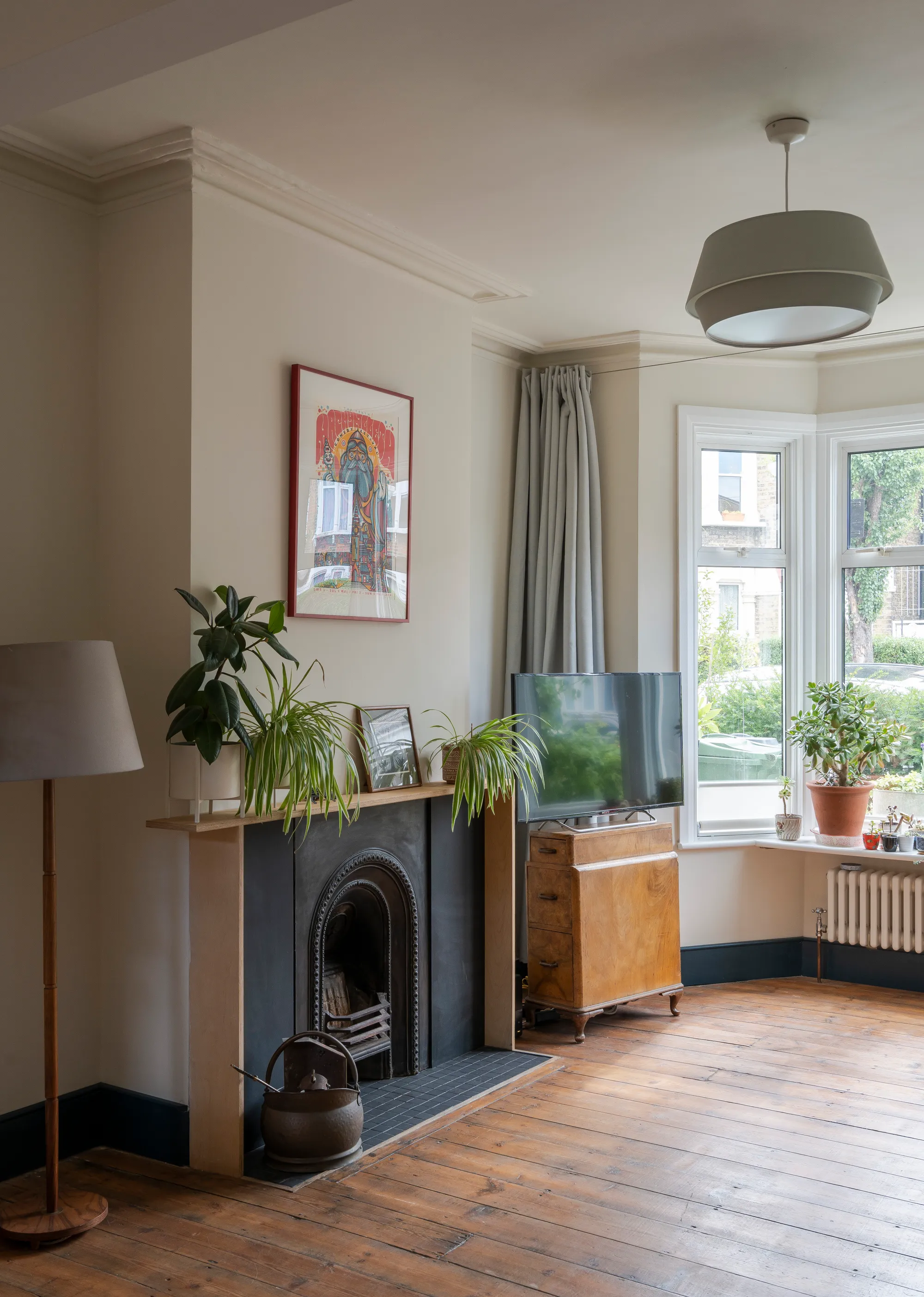 2 bed mid-terraced house for sale in Morley Road, Leyton, London, E10  - Property Image 5