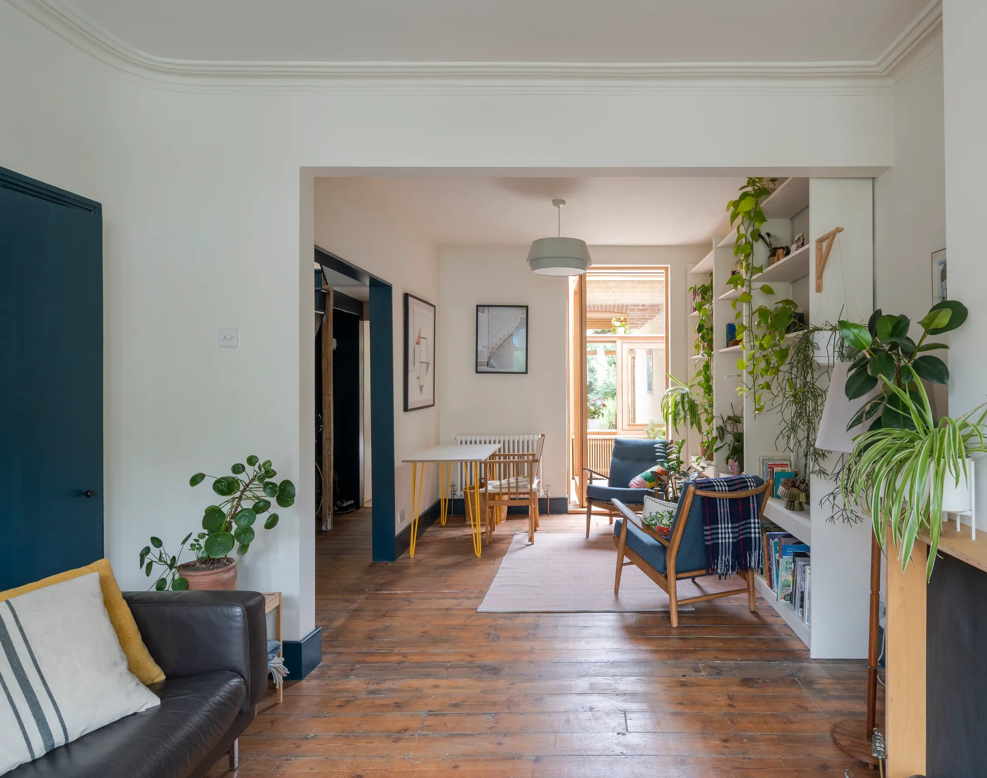 2 bed mid-terraced house for sale in Morley Road, Leyton, London, E10  - Property Image 3