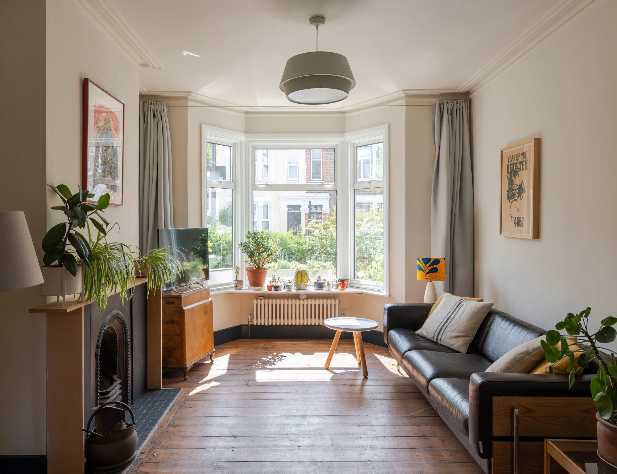 2 bed mid-terraced house for sale in Morley Road, Leyton, London, E10  - Property Image 2
