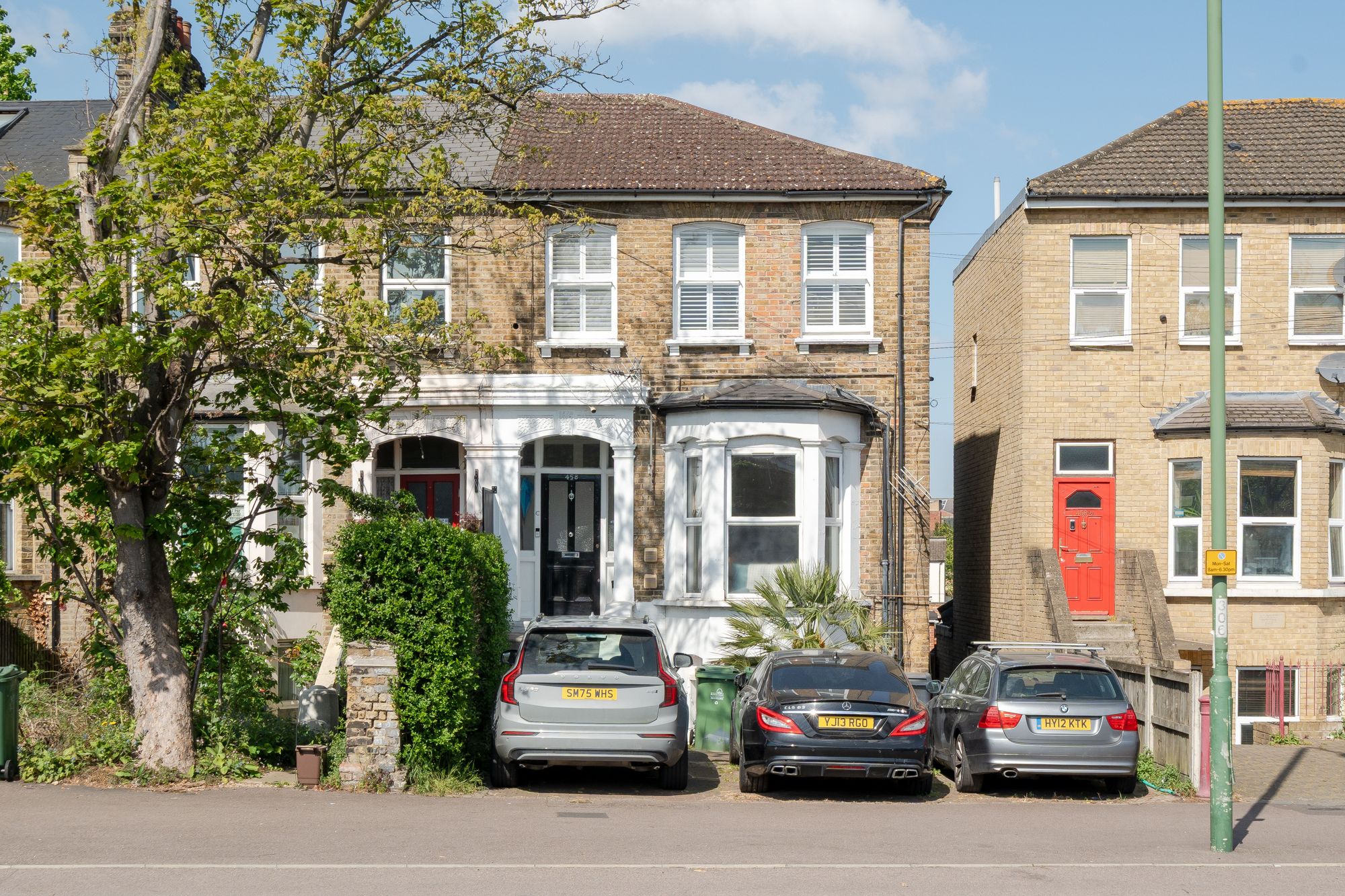 2 bed flat for sale in Grove Green Road, Leytonstone, London, E11  - Property Image 2