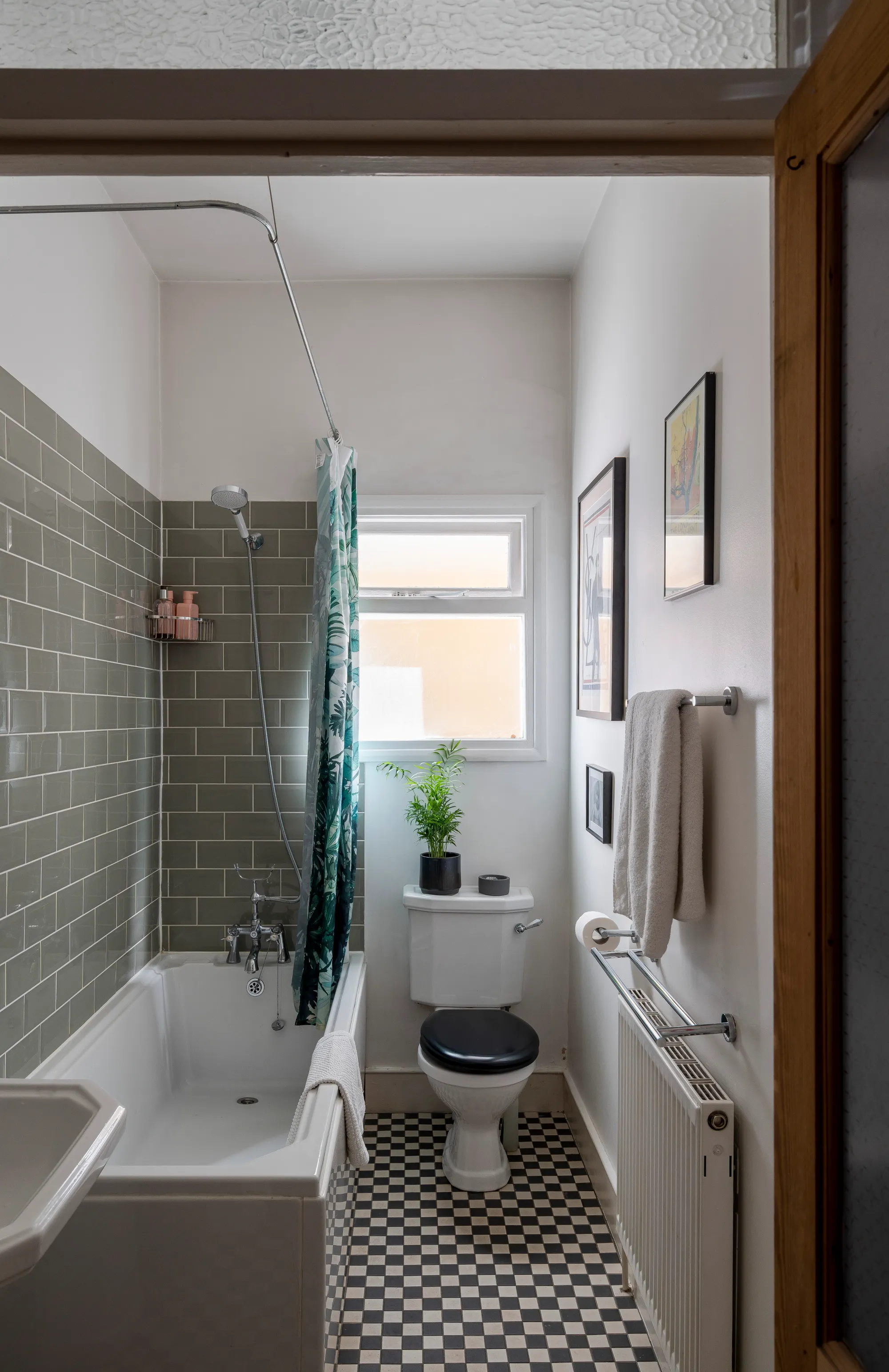 2 bed flat for sale in Chadwick Road, Upper Leytonstone, London, E11  - Property Image 19