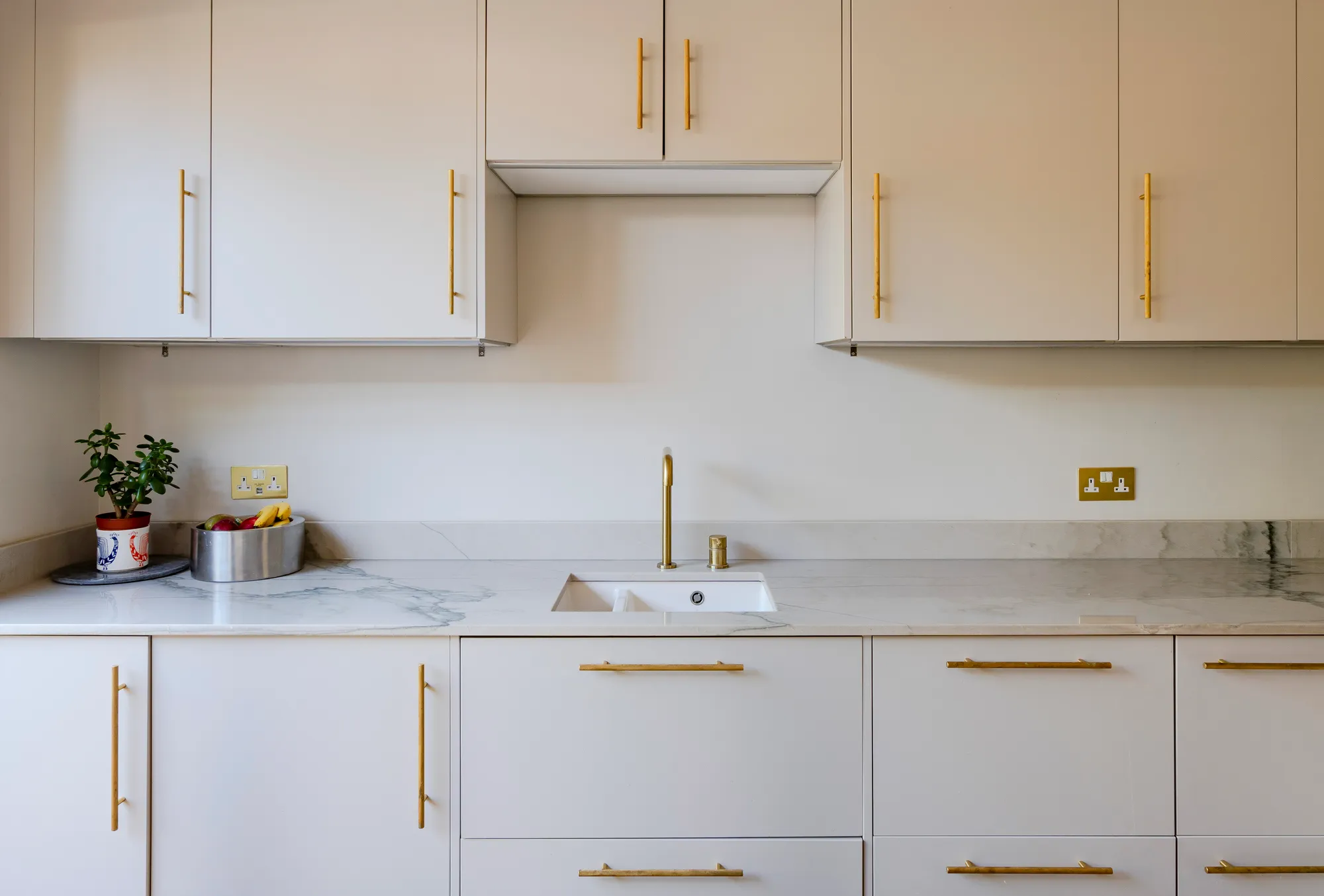 3 bed mid-terraced house for sale in Colchester Road, Leyton, London, E10  - Property Image 15