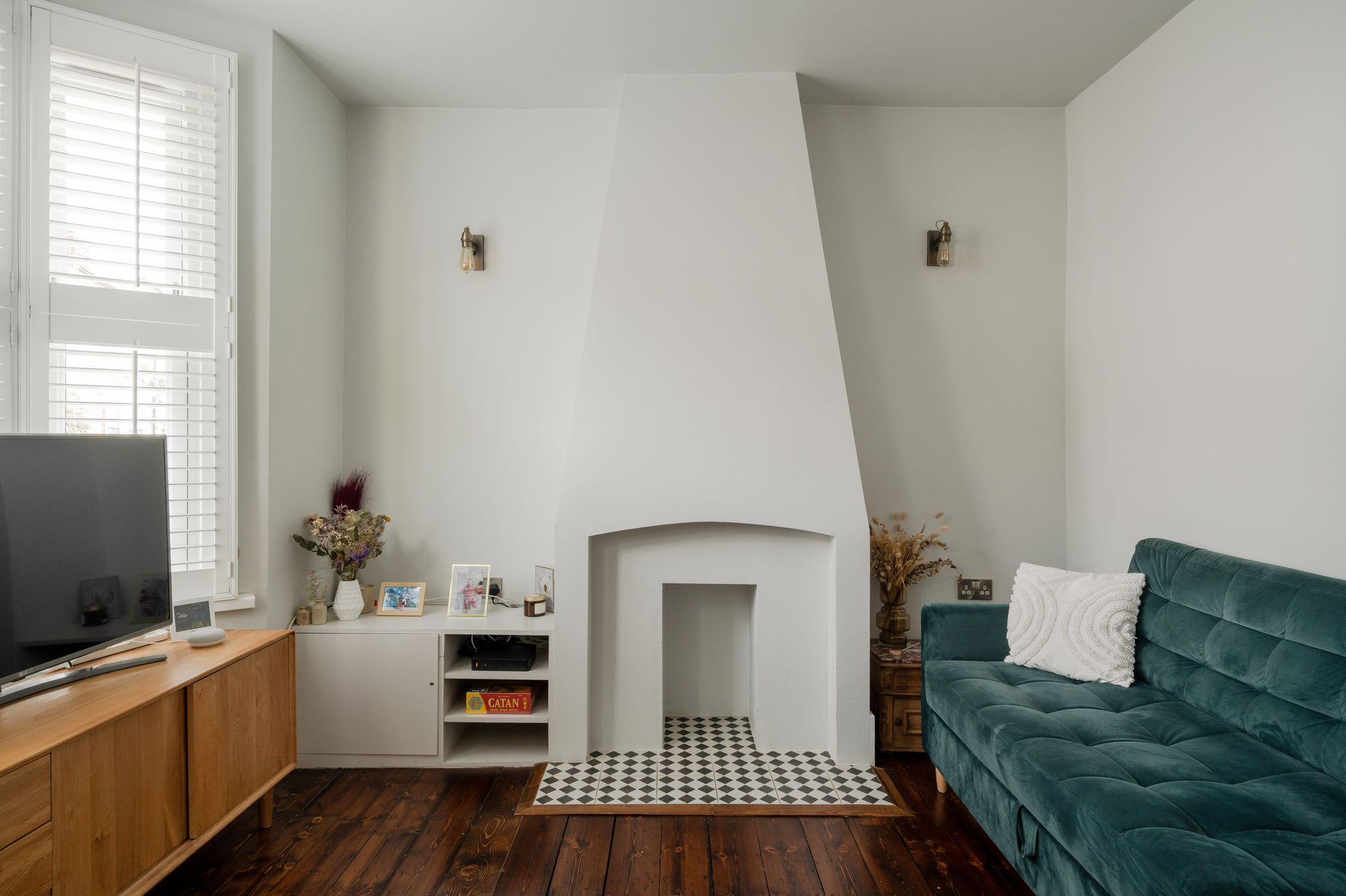2 bed mid-terraced house for sale in Trumpington Road, Forest Gate, London, E7  - Property Image 2