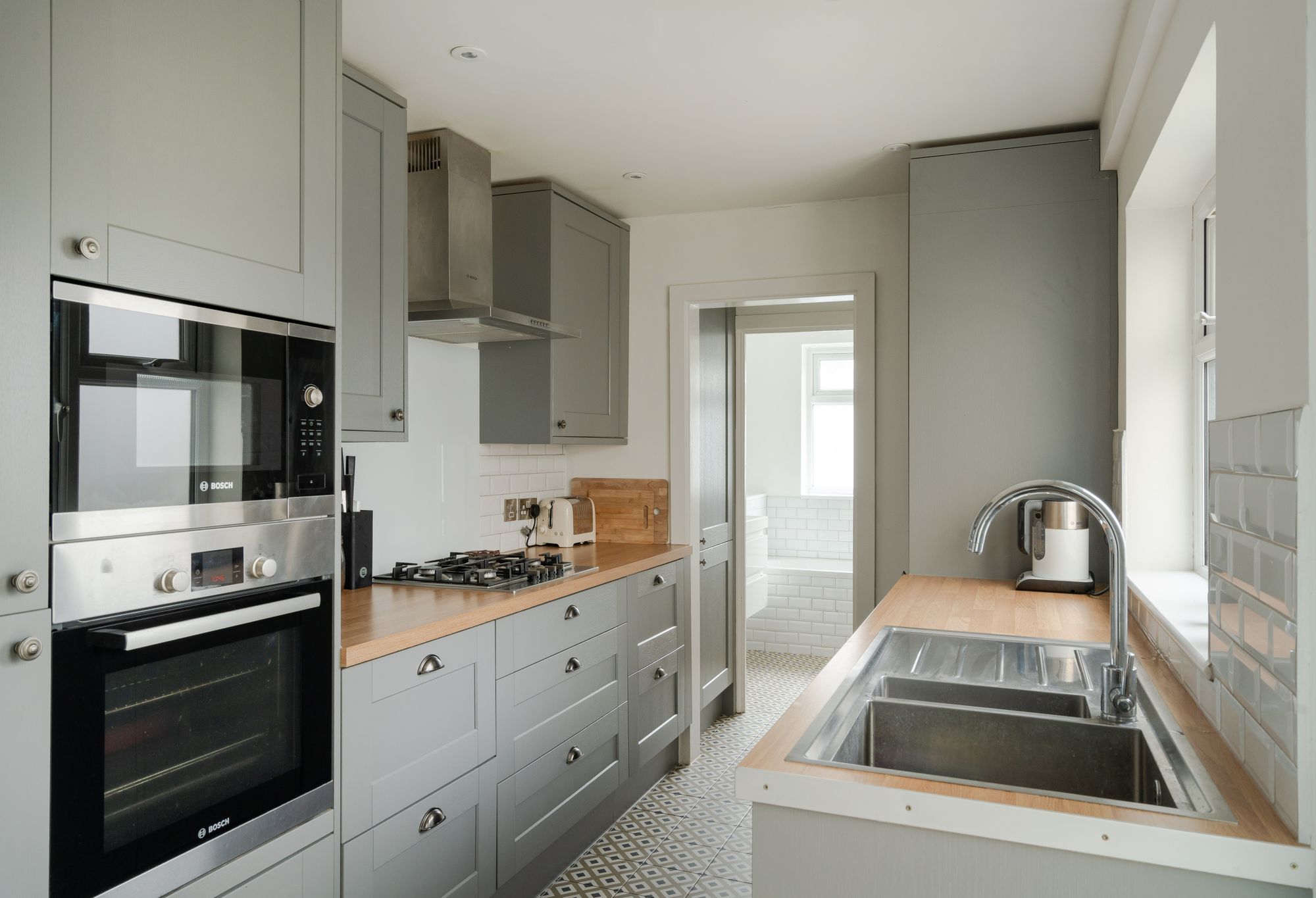 2 bed mid-terraced house for sale in Trumpington Road, Forest Gate, London, E7  - Property Image 14