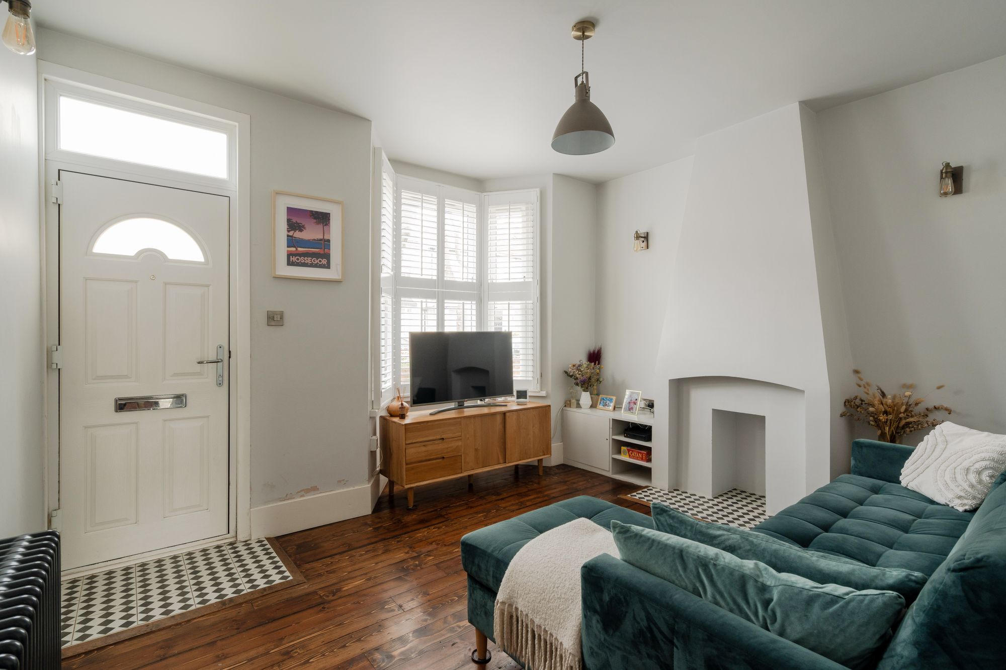 2 bed mid-terraced house for sale in Trumpington Road, Forest Gate, London, E7  - Property Image 3