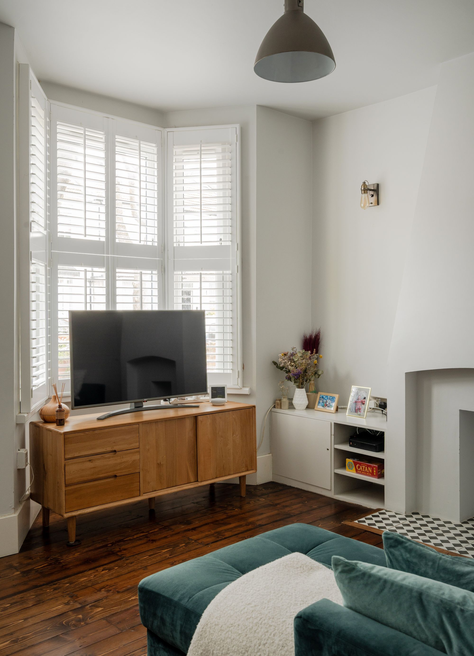 2 bed mid-terraced house for sale in Trumpington Road, Forest Gate, London, E7  - Property Image 4