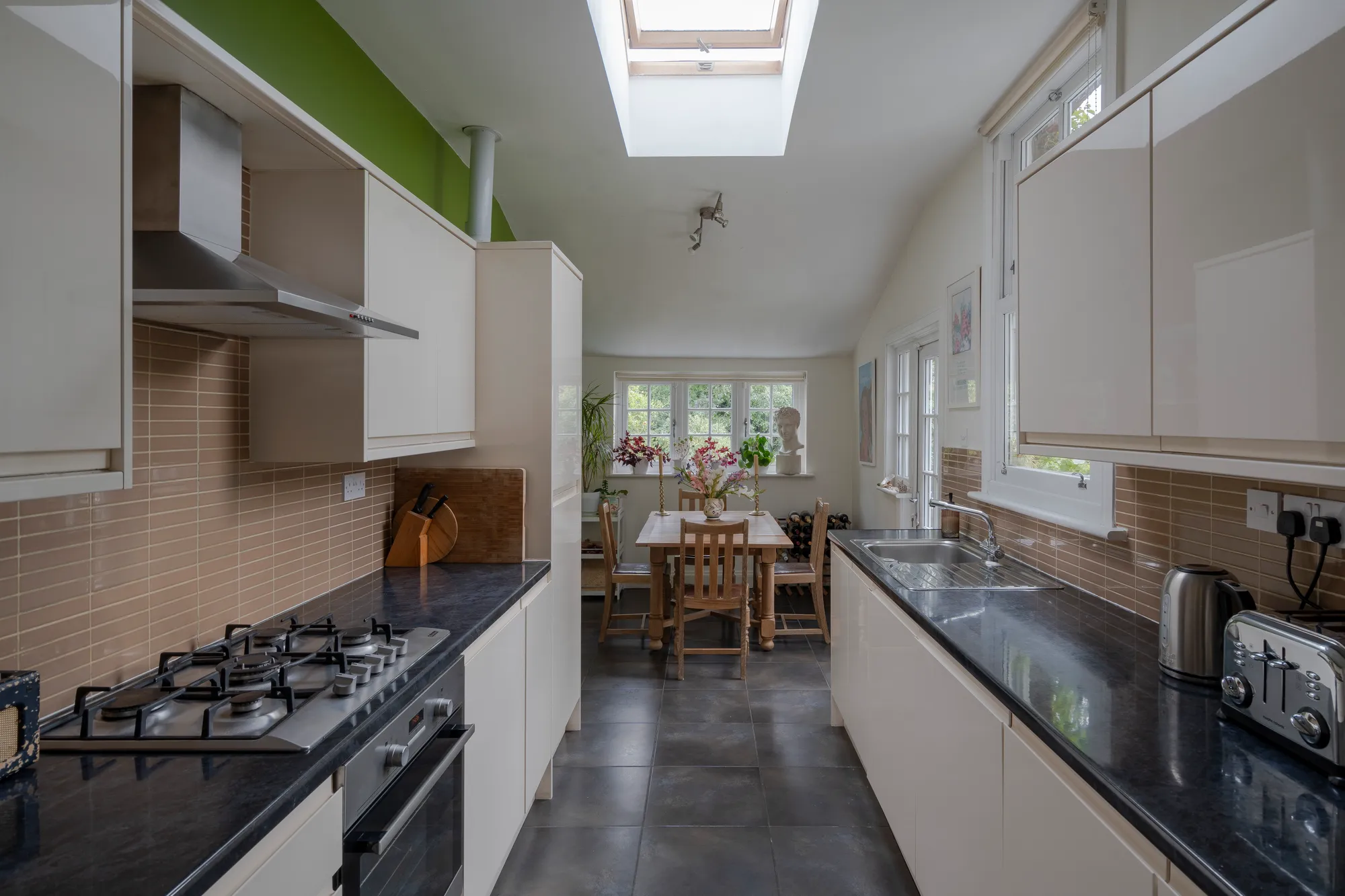 3 bed mid-terraced house for sale in Sandringham Road, Leyton, London, E10  - Property Image 9