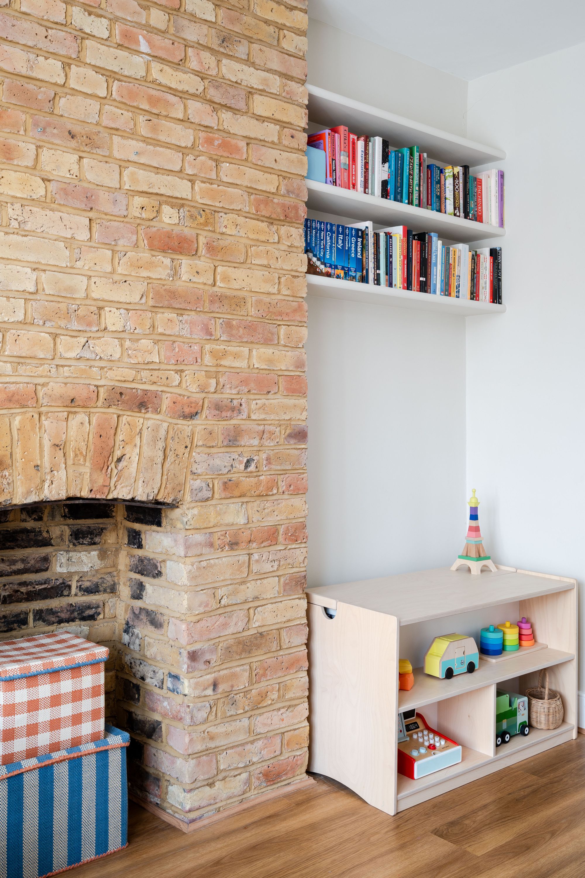 3 bed maisonette for sale in Murchison Road, Leyton, London, E10 - Property Image 5