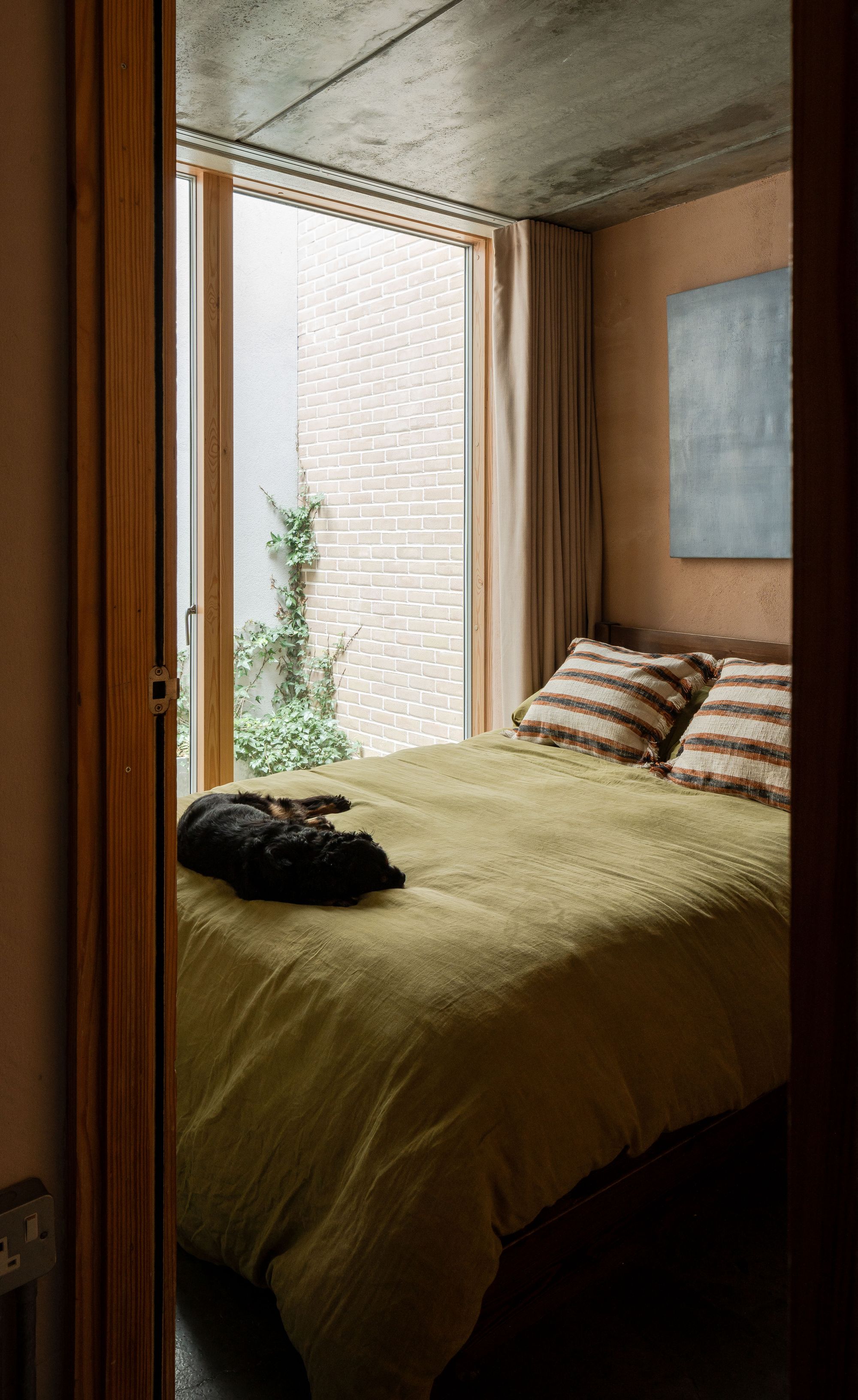 2 bed flat for sale in Belsham Street, Hackney, London, E9 - Property Image 11