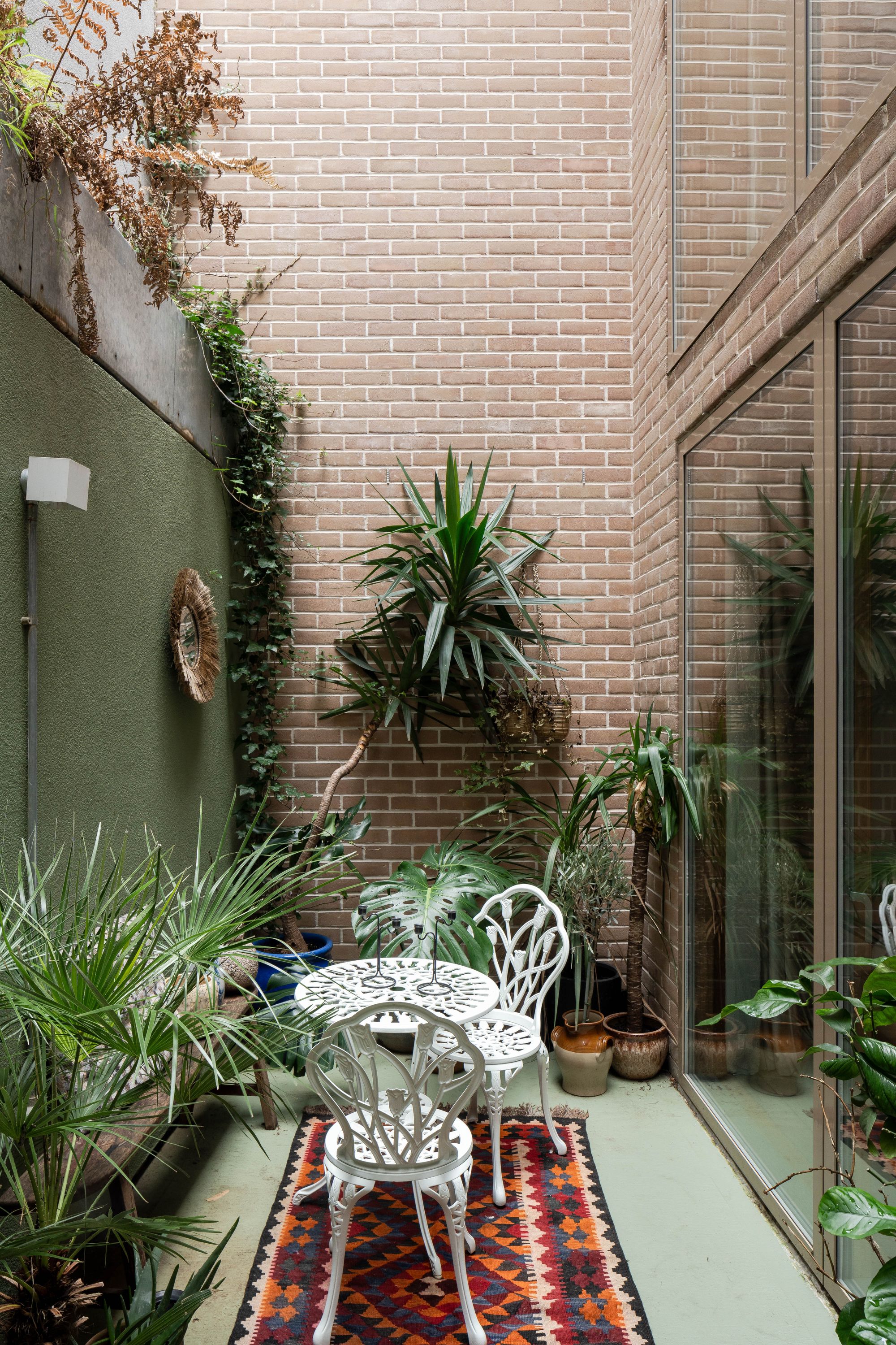 2 bed flat for sale in Belsham Street, Hackney, London, E9 - Property Image 26