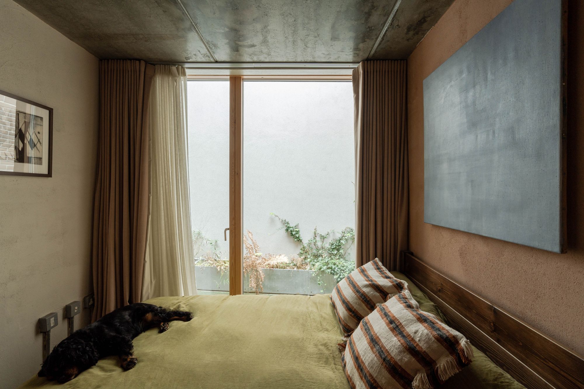 2 bed flat for sale in Belsham Street, Hackney, London, E9 - Property Image 12