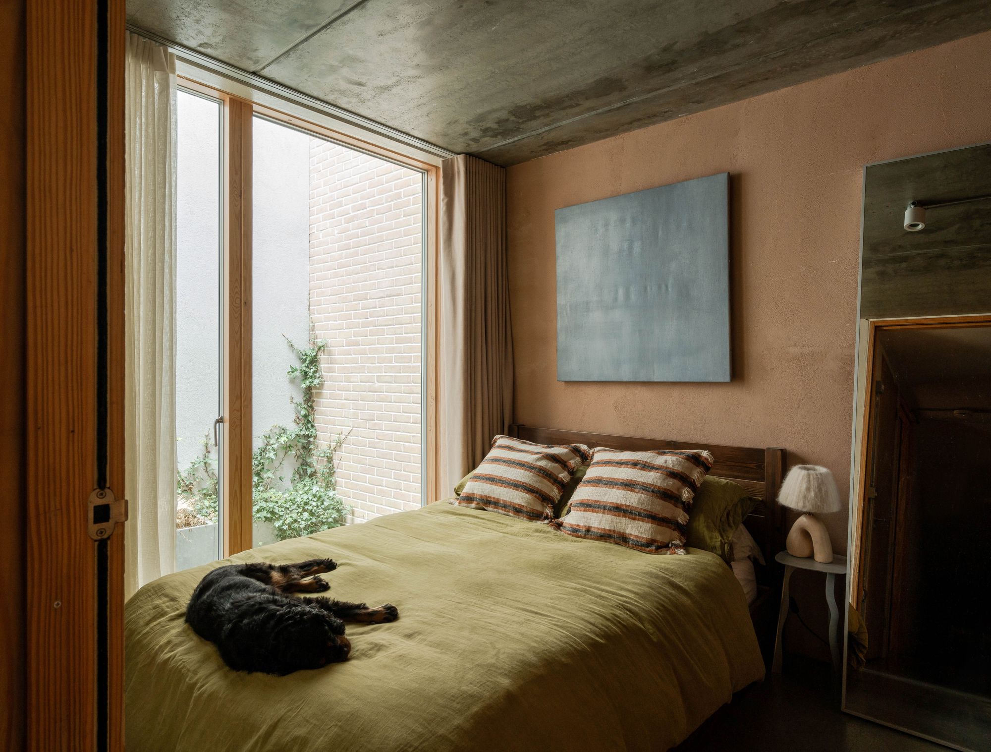 2 bed flat for sale in Belsham Street, Hackney, London, E9 - Property Image 13