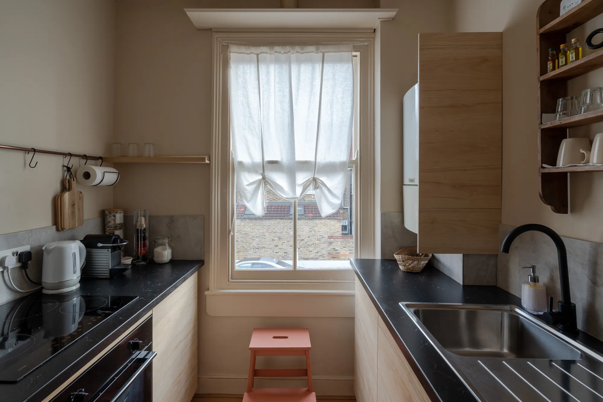 2 bed flat for sale in Harrington Road, Bushwood, London, E11 - Property Image 17