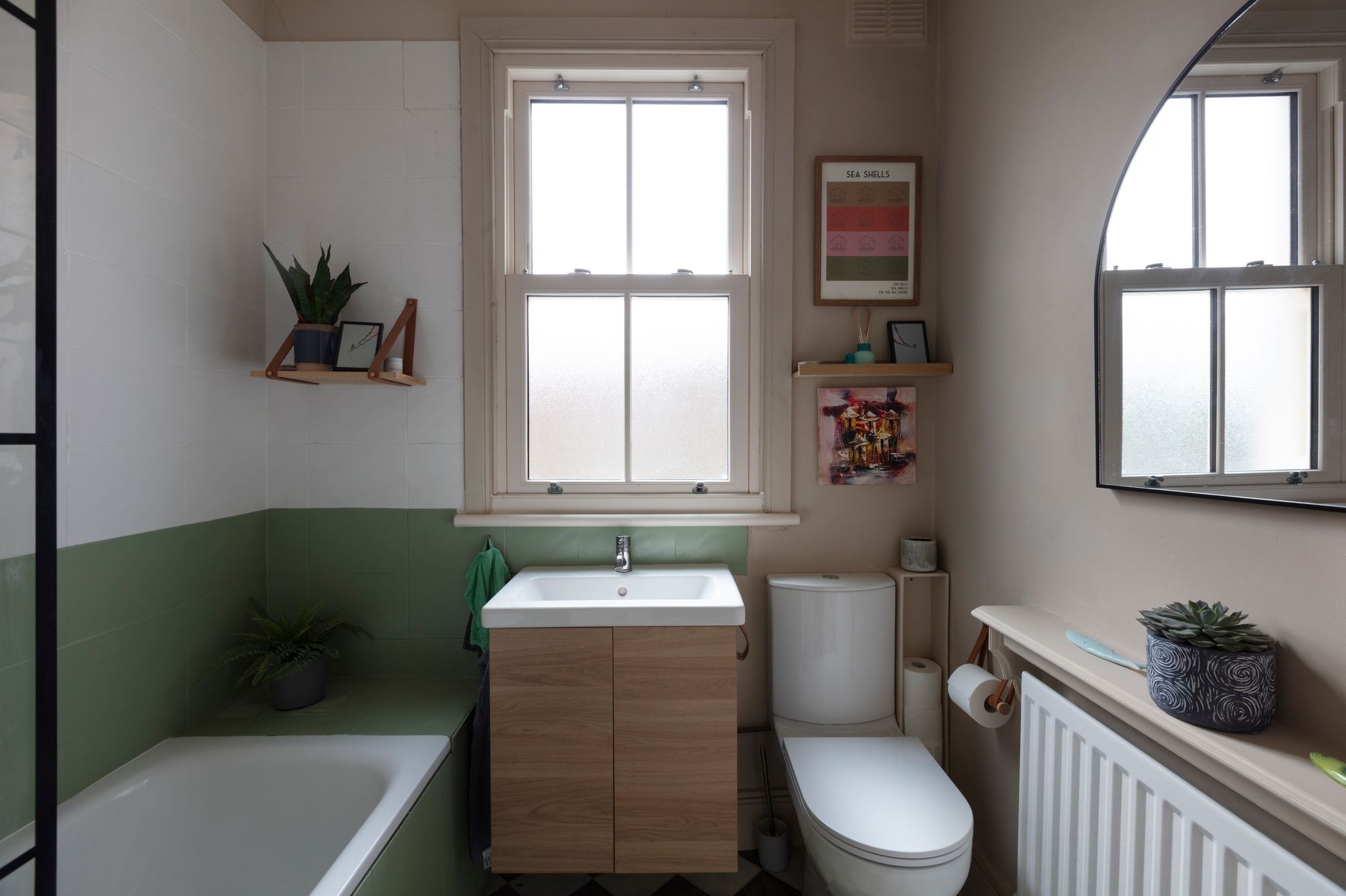 2 bed flat for sale in Harrington Road, Leytonstone, London, E11  - Property Image 20