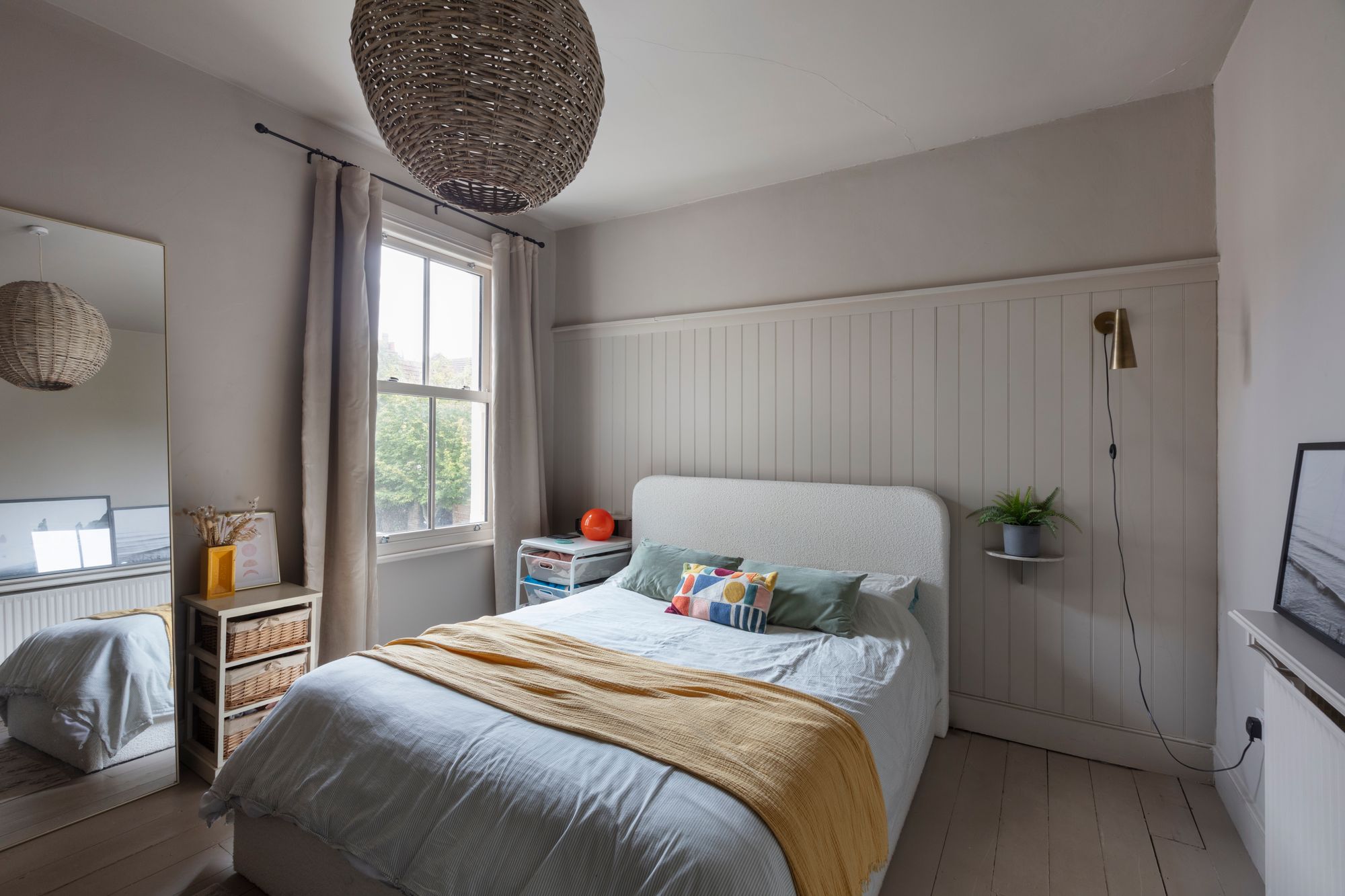 2 bed flat for sale in Harrington Road, Leytonstone, London, E11  - Property Image 13