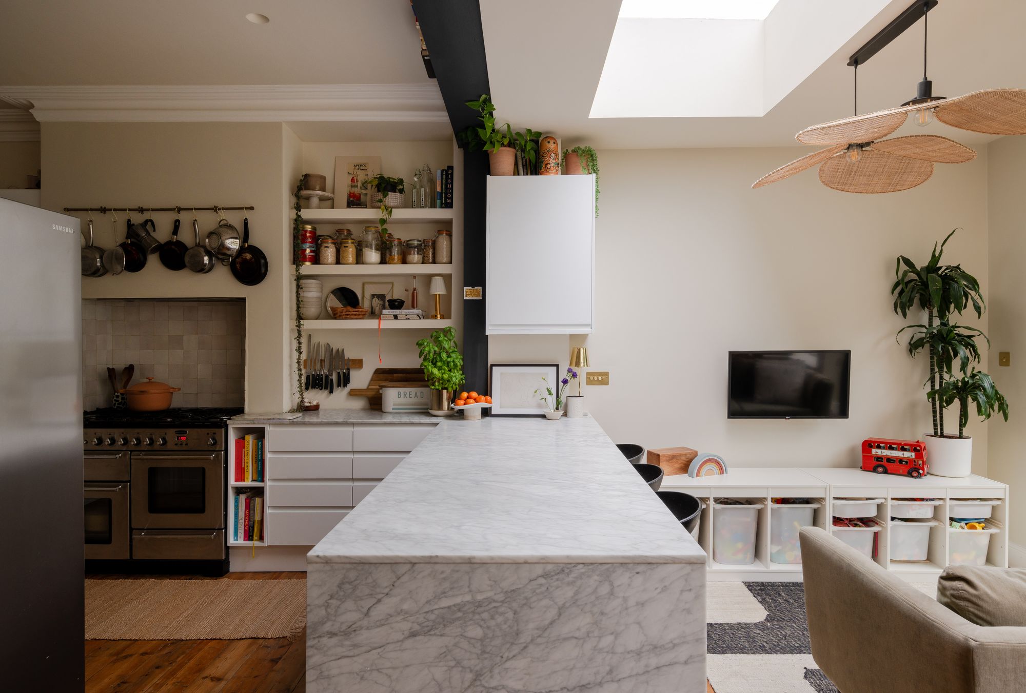 3 bed terraced house for sale in Twickenham Road, Leytonstone, London, E11  - Property Image 13