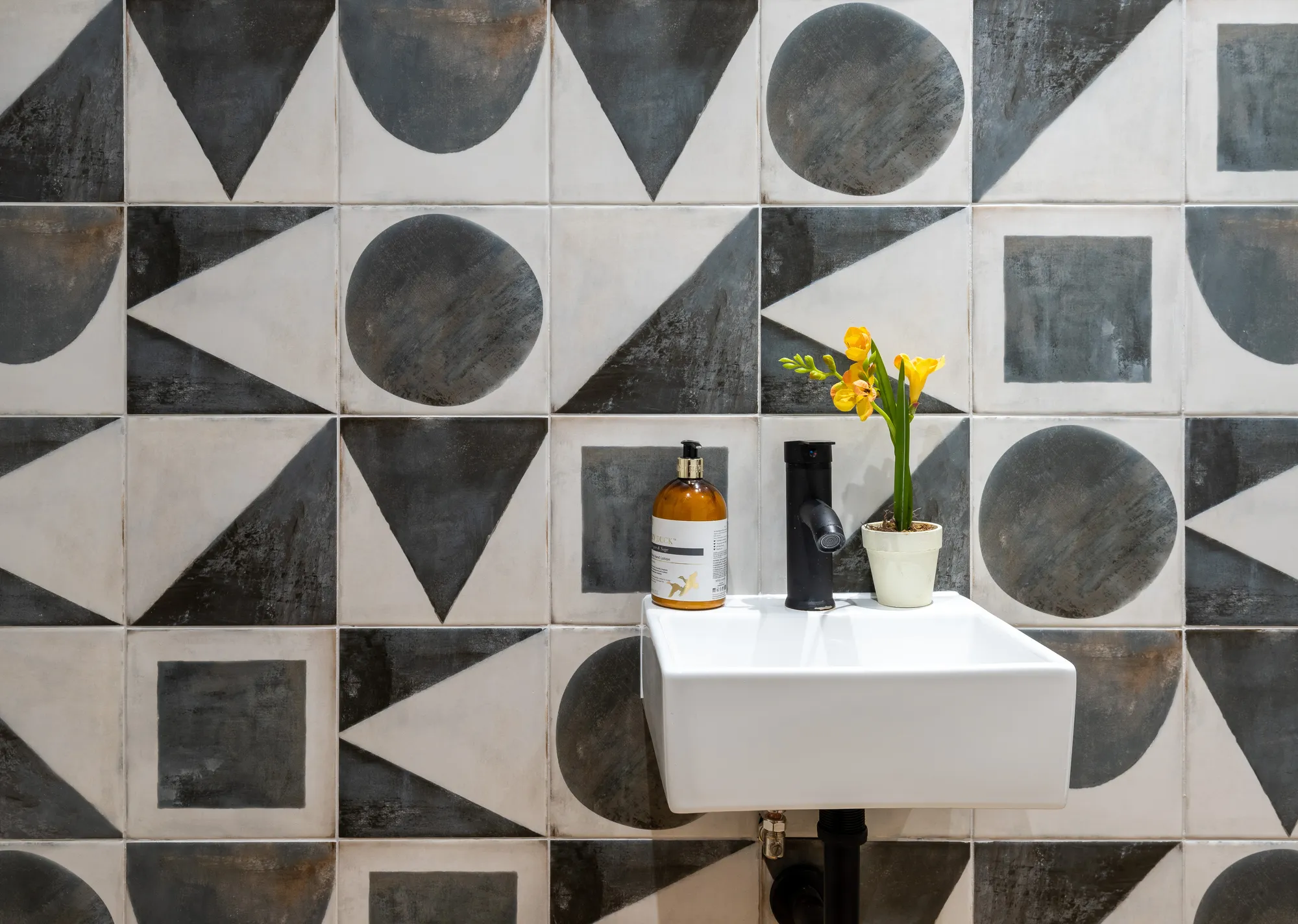 4 bed mid-terraced house for sale in St. Georges Road, Leyton, London, E10  - Property Image 17