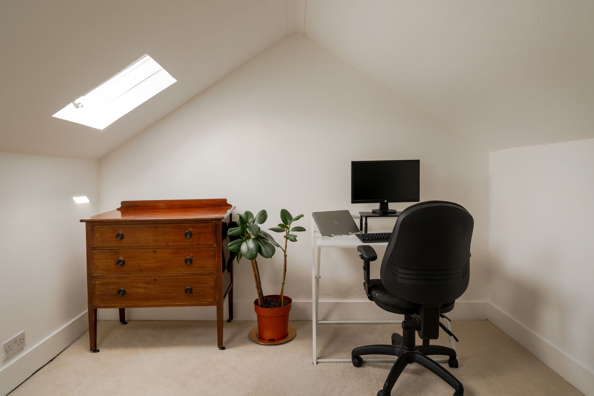 3 bed mid-terraced house for sale in Frith Road, Leytonstone, London, E11  - Property Image 31