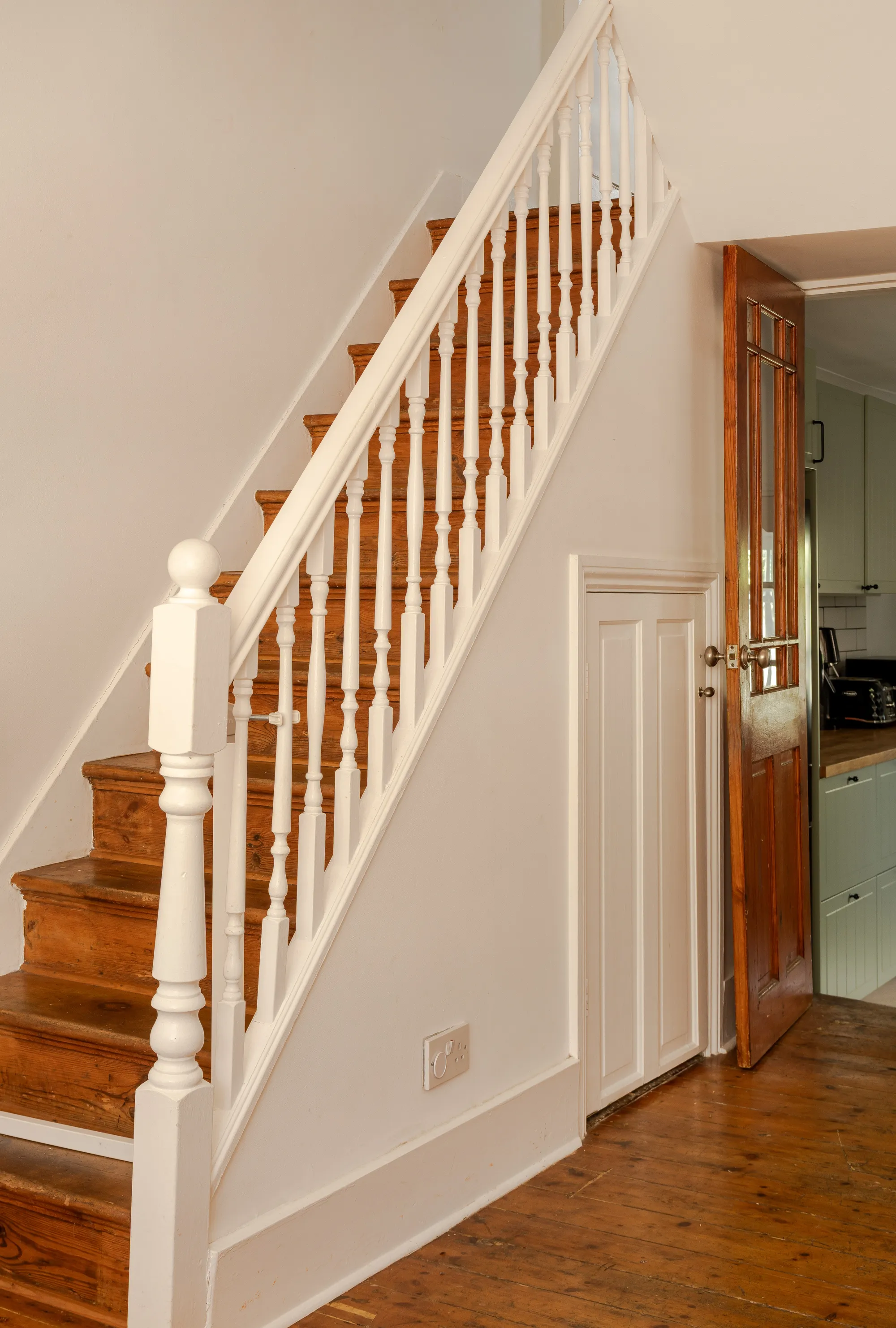 3 bed mid-terraced house for sale in Frith Road, Leytonstone, London, E11  - Property Image 8