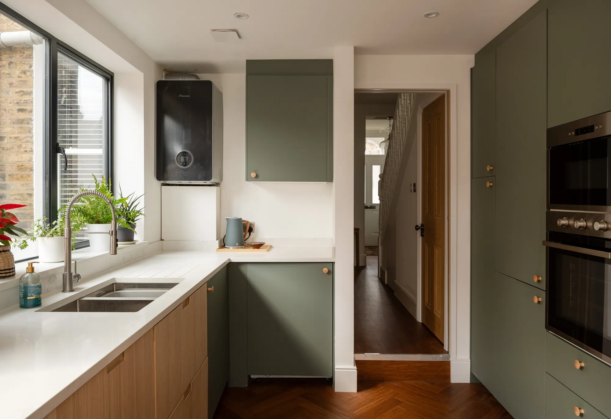 4 bed mid-terraced house for sale in Leslie Road, Leytonstone, London, E11 - Property Image 15