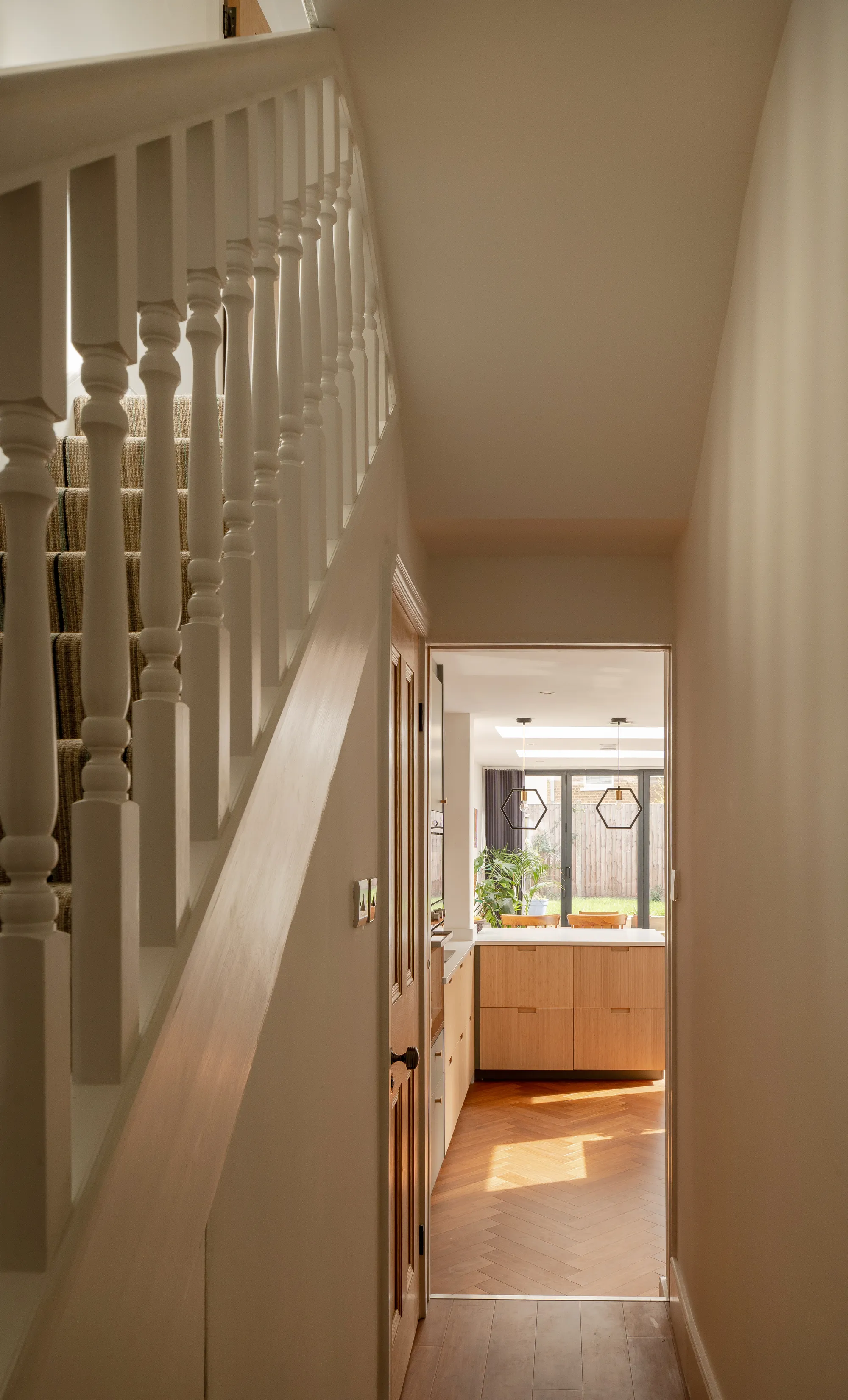 4 bed mid-terraced house for sale in Leslie Road, Leytonstone, London, E11 - Property Image 9