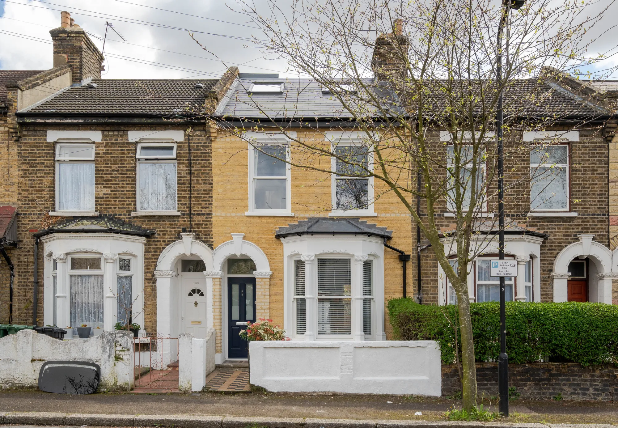 4 bed mid-terraced house for sale in Leslie Road, Leytonstone, London, E11 - Property Image 2