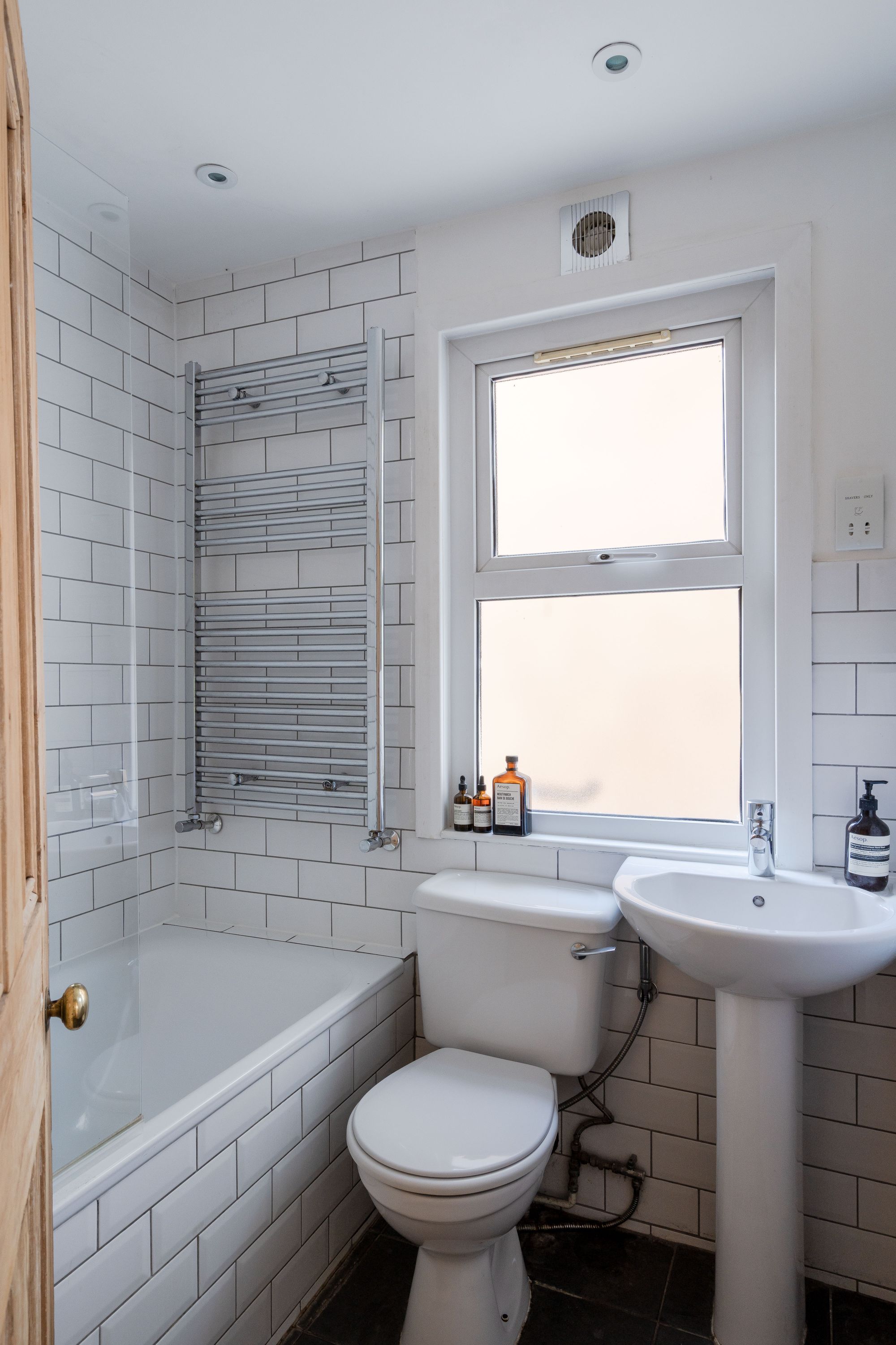 3 bed mid-terraced house for sale in Halley Road, Forest Gate, London, E7  - Property Image 13