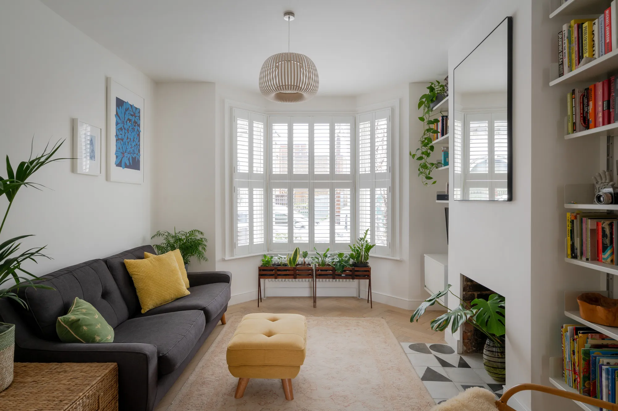 3 bed mid-terraced house for sale in Dawlish Road, Leyton, London, E10 - Property Image 2