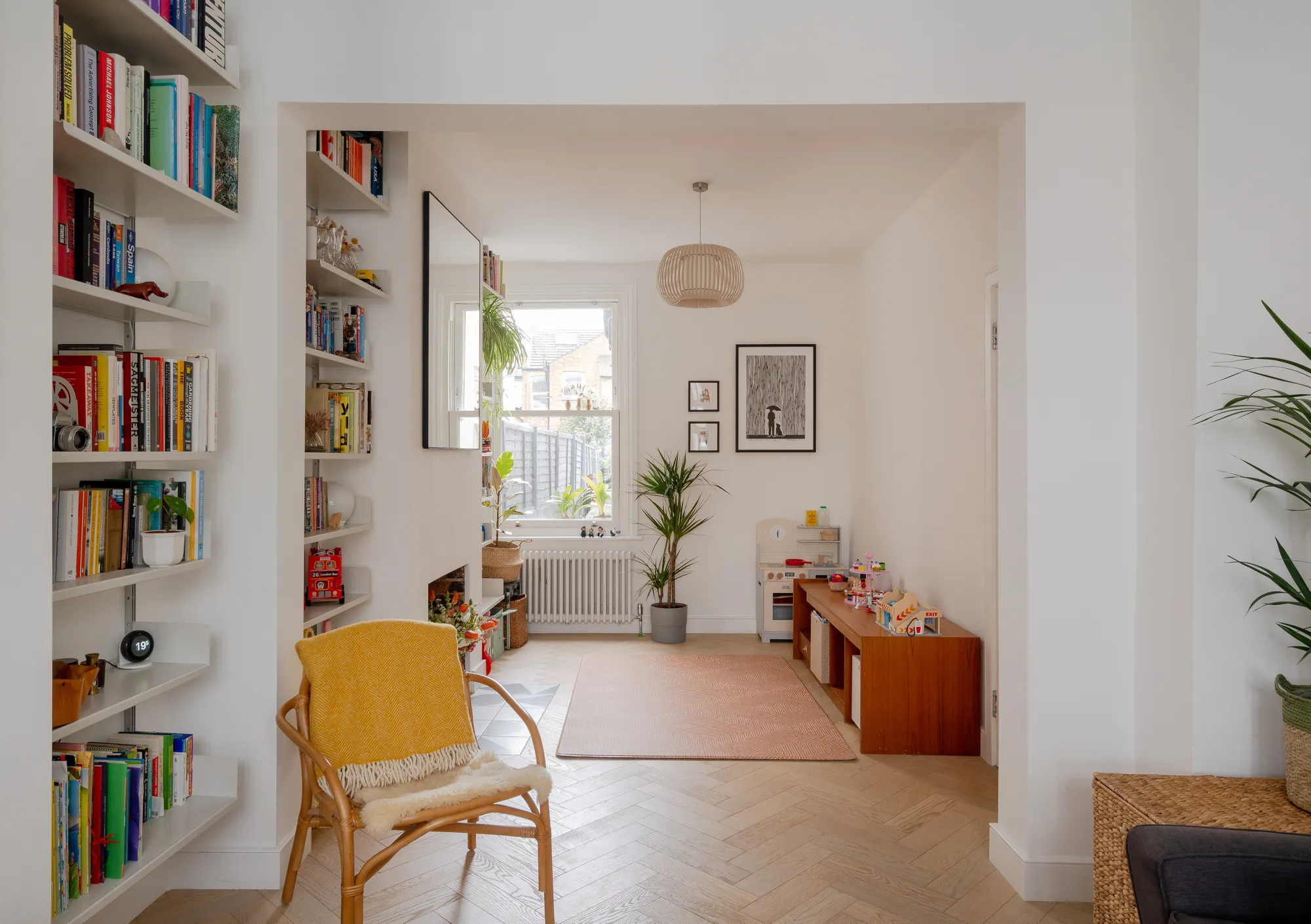 3 bed mid-terraced house for sale in Dawlish Road, Leyton, London, E10 - Property Image 3