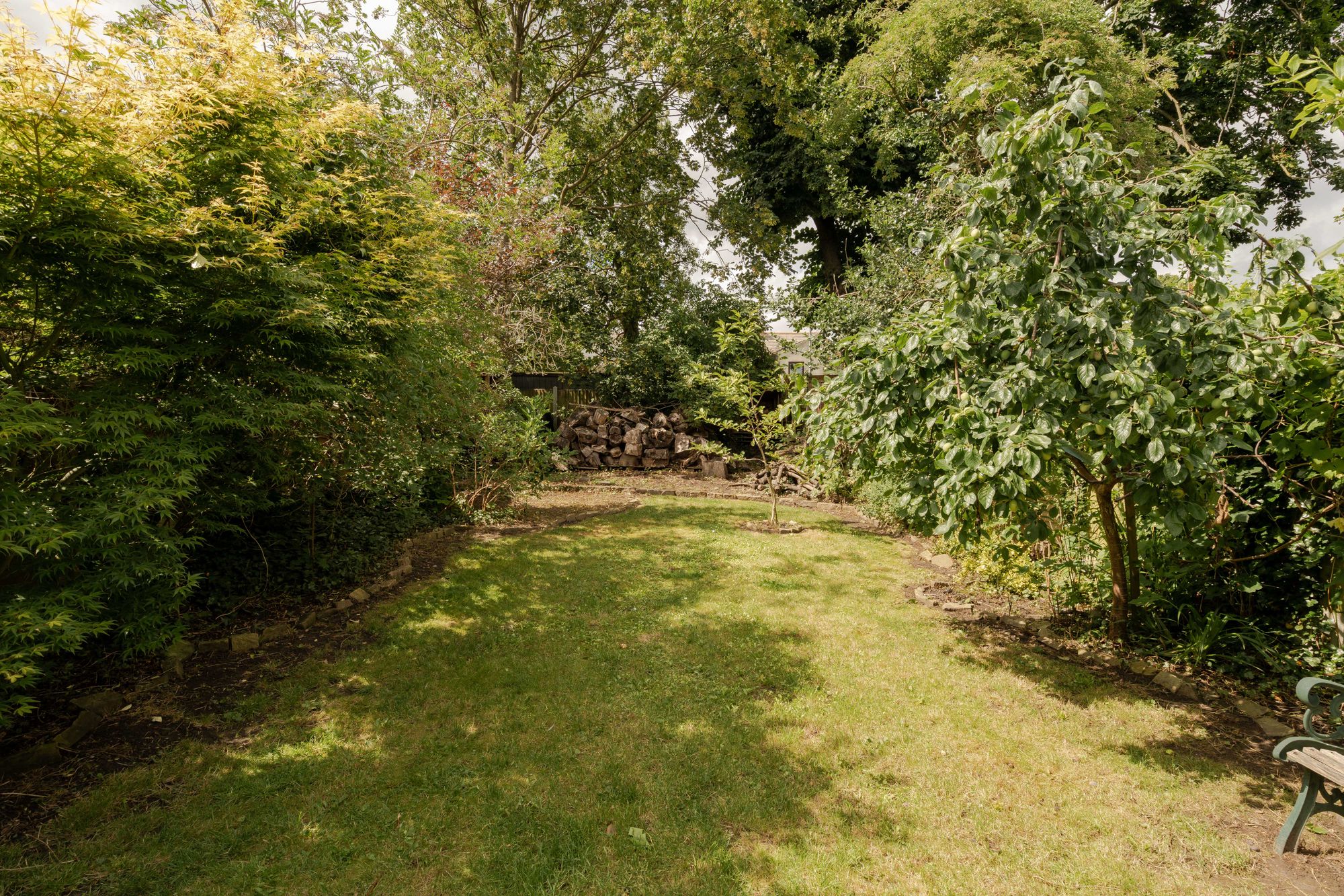 2 bed flat for sale in Hainault Road, Upper Leytonstone, London, E11 - Property Image 2