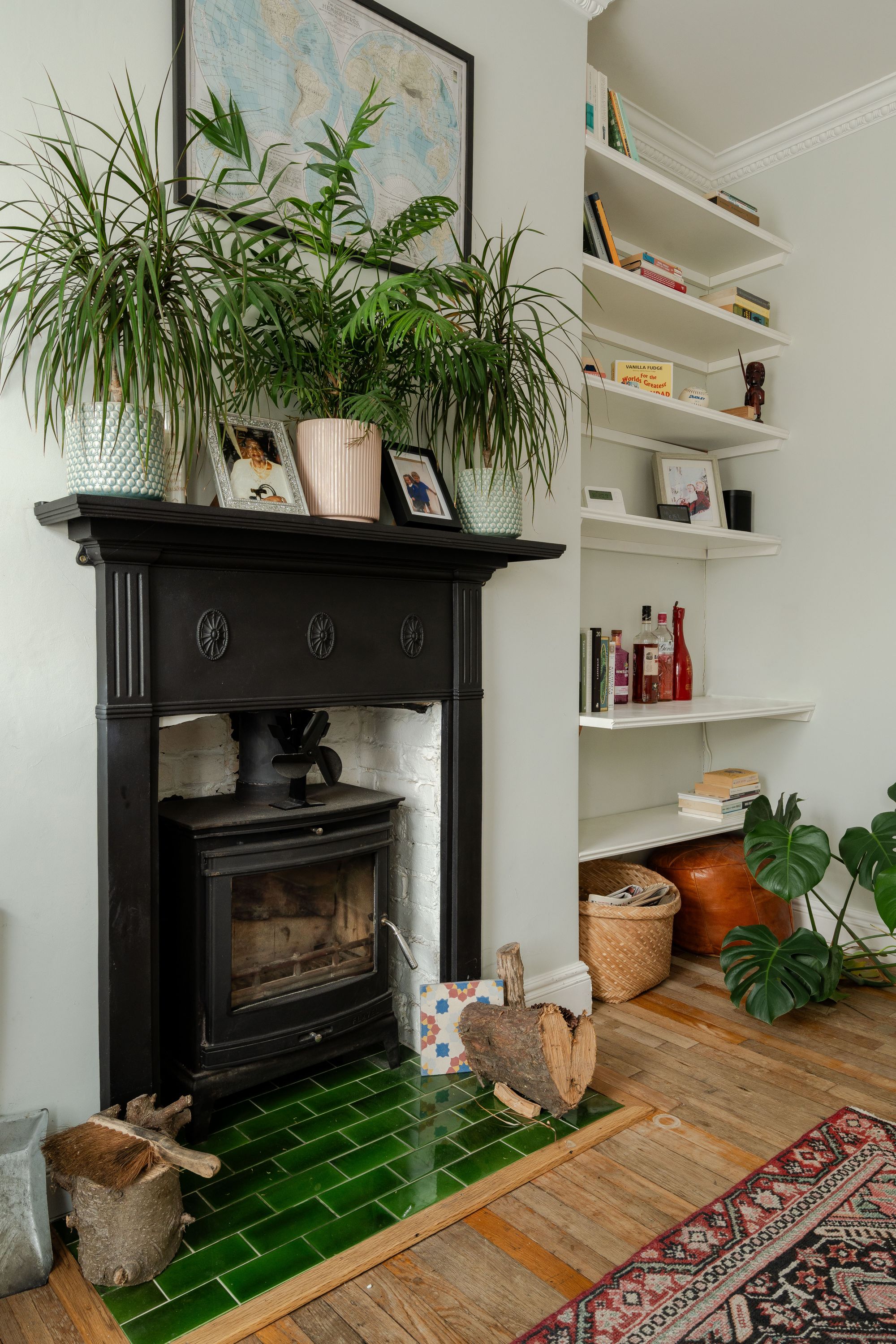 2 bed flat for sale in Hainault Road, Upper Leytonstone, London, E11 - Property Image 5