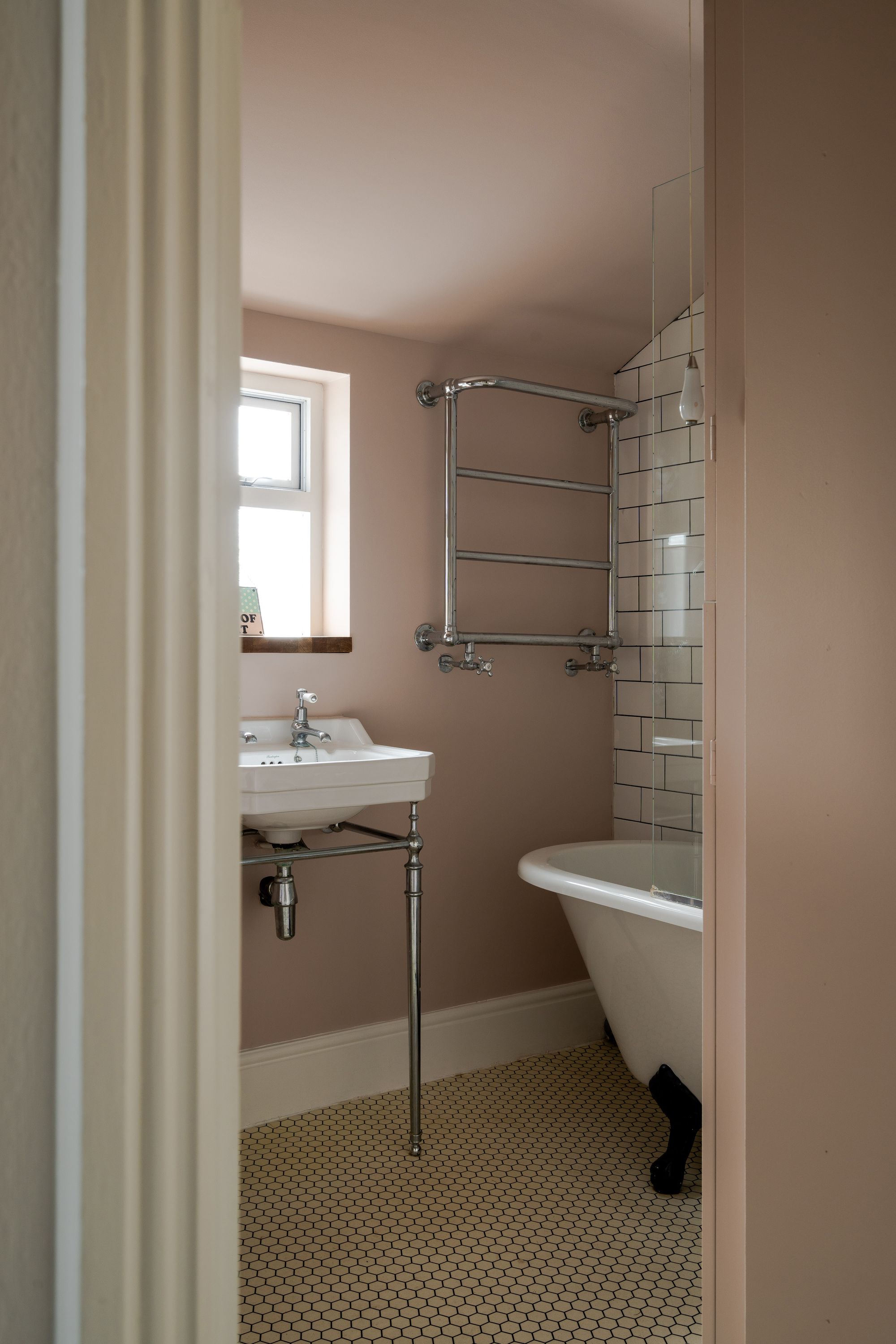 2 bed flat for sale in Osborne Road, Forest Gate, London, E7  - Property Image 21