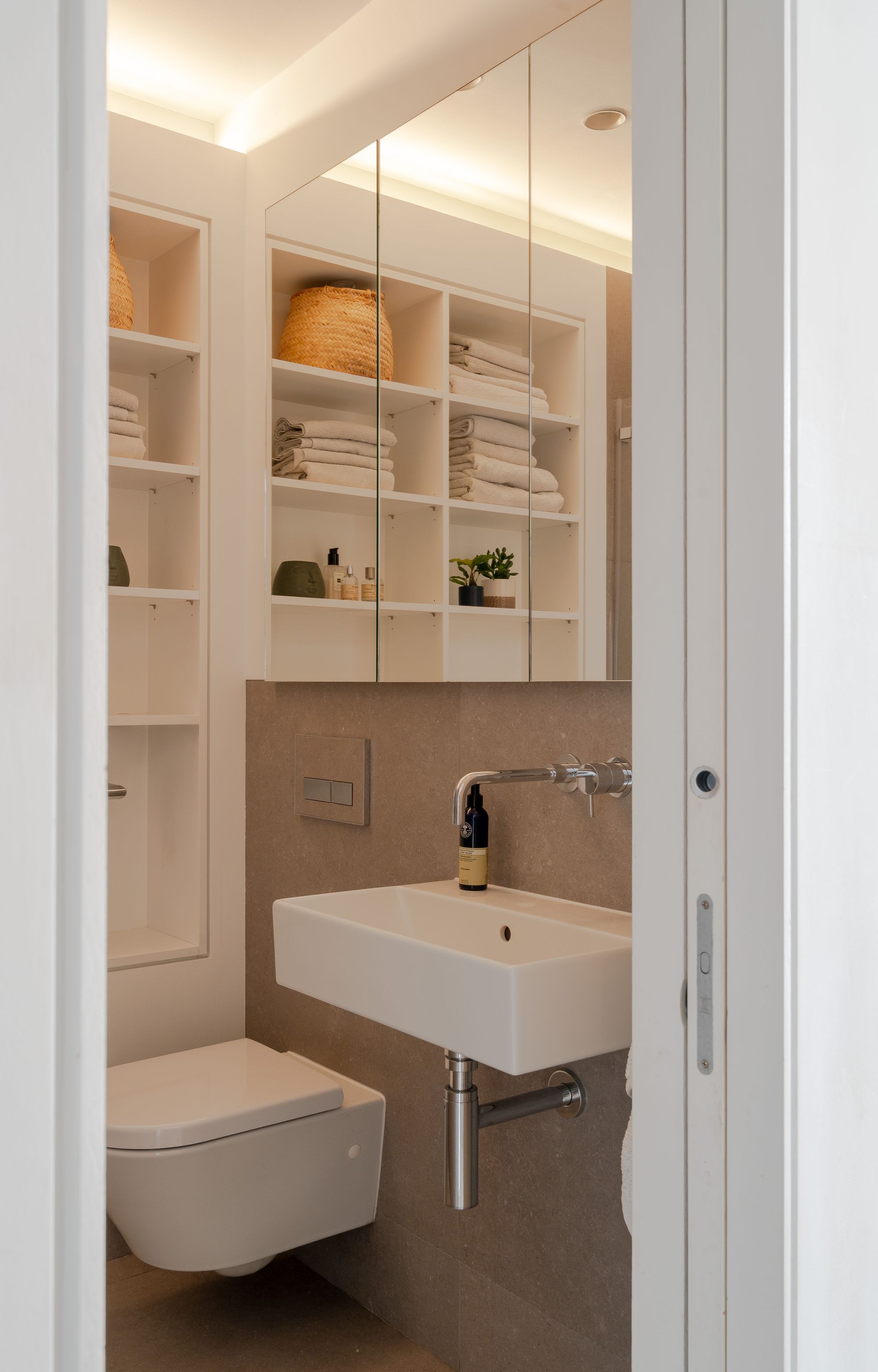 2 bed terraced house for sale in Forest Road, Upper Leytonstone, London, E11  - Property Image 12