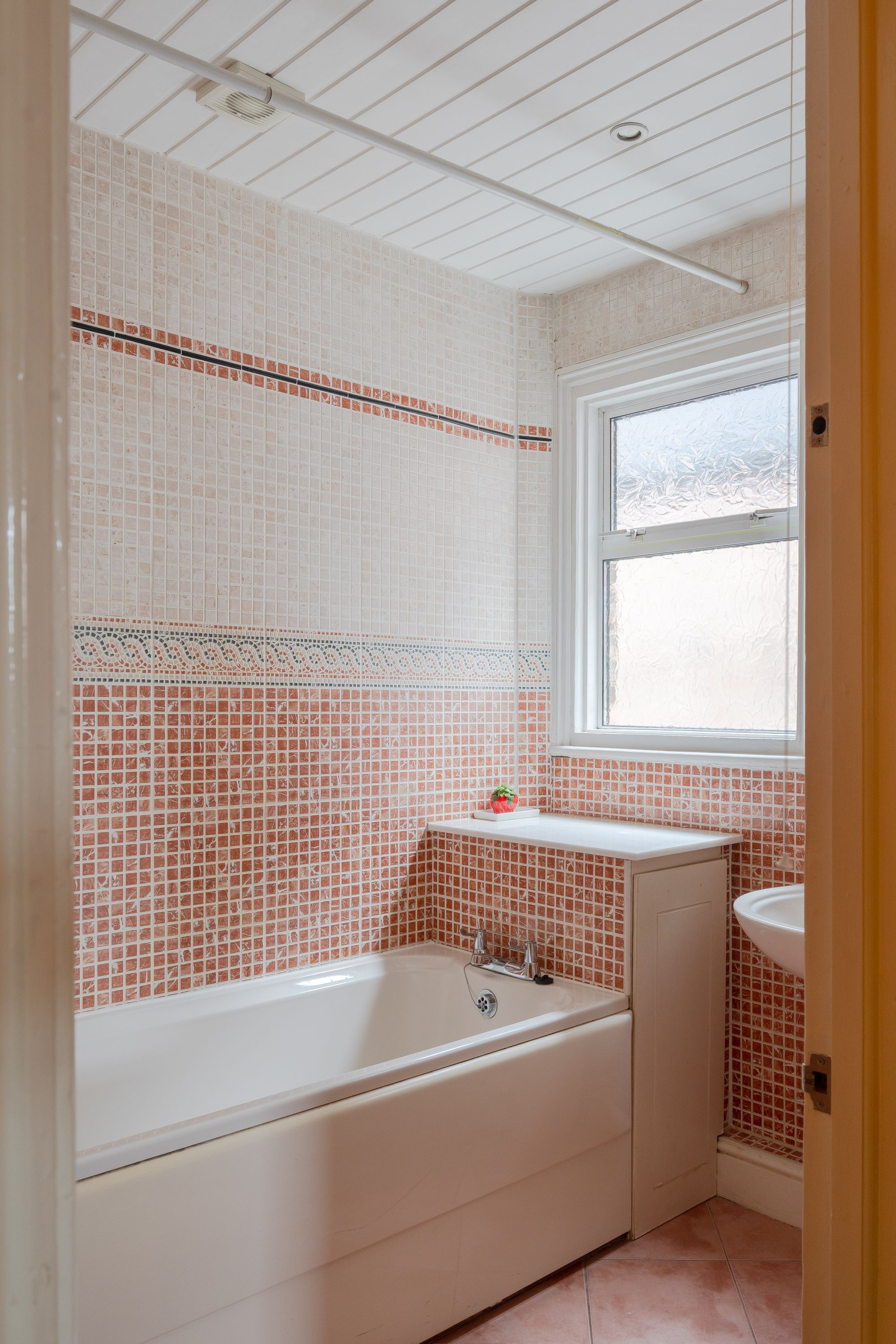 3 bed terraced house for sale in Davies Lane, Leytonstone, London, E11  - Property Image 13