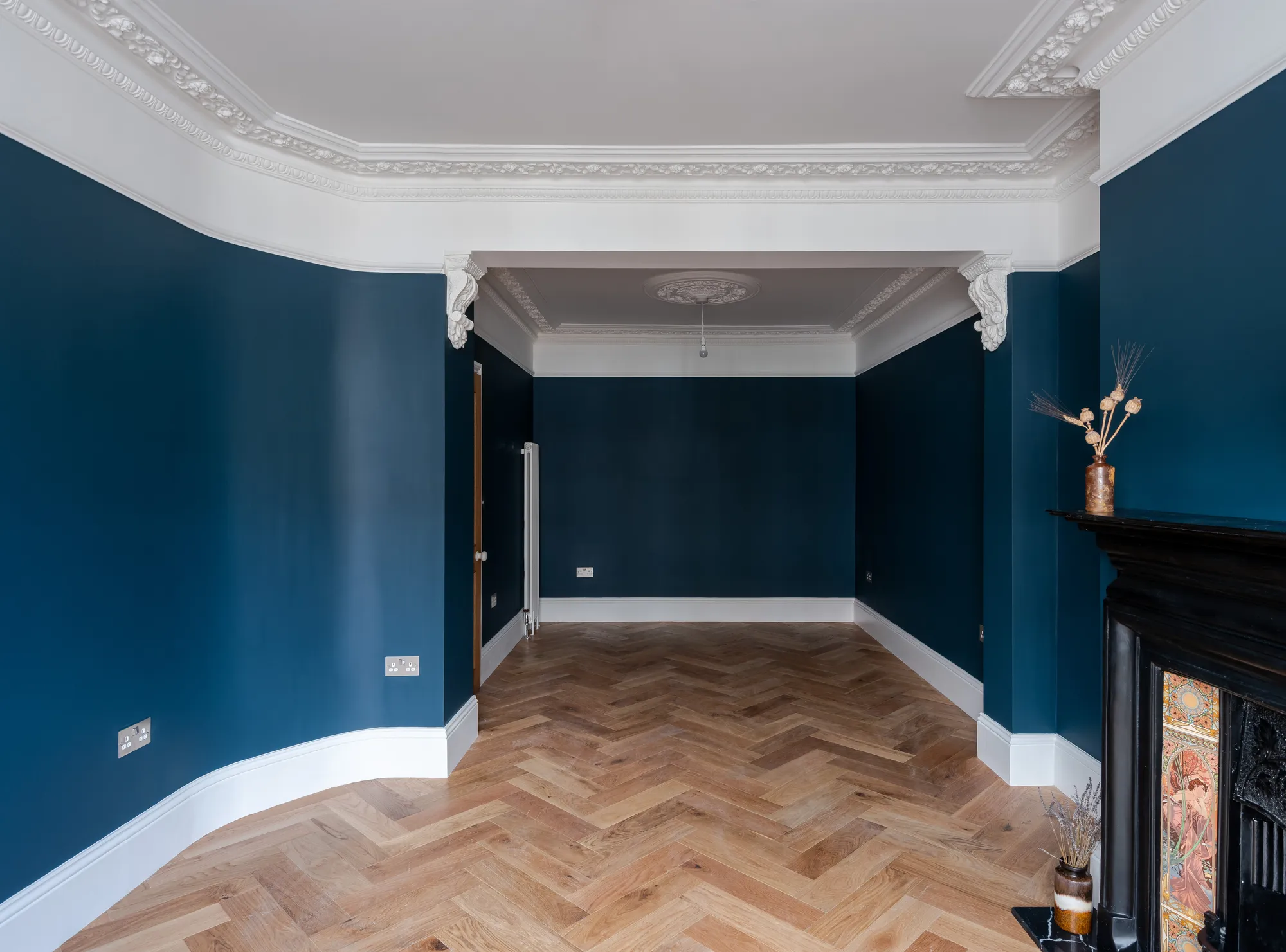 4 bed house for sale in Park Grove Road, Leytonstone, London, E11 - Property Image 5