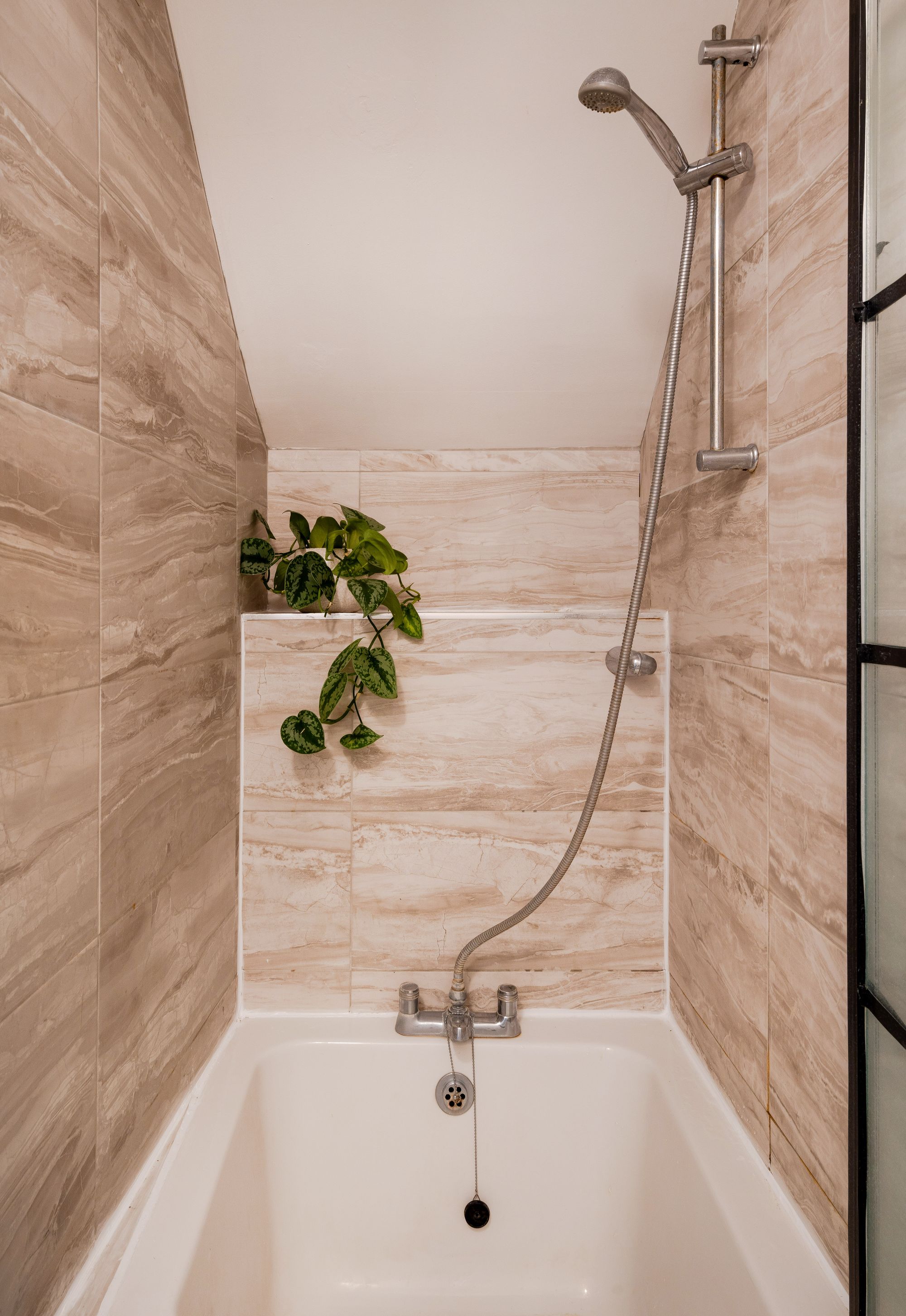 2 bed maisonette for sale in Albert Road, Leyton, London, E10  - Property Image 28