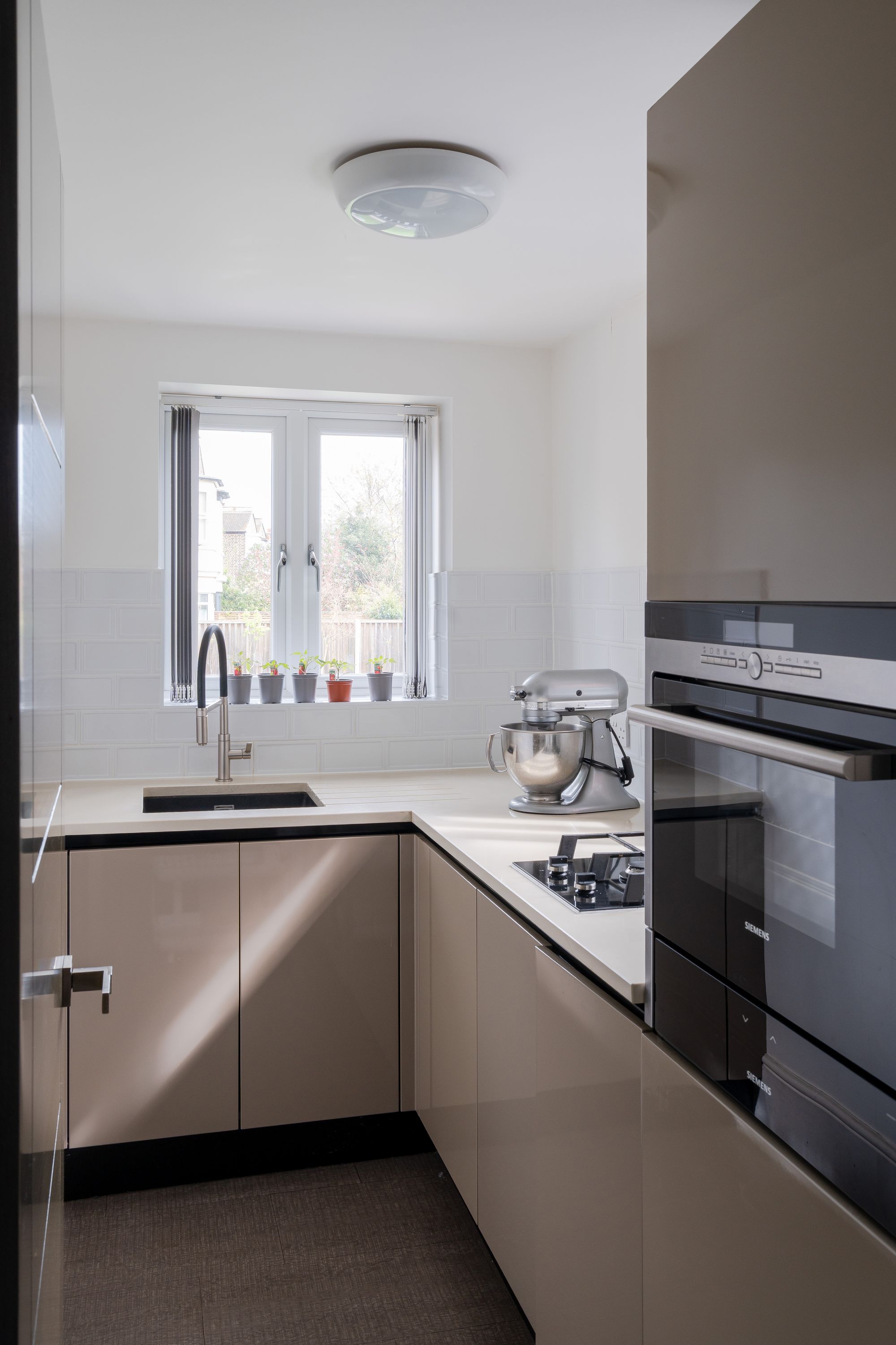 5 bed semi-detached house for sale in Aldersbrook Road, Aldersbrook, London, E12  - Property Image 17