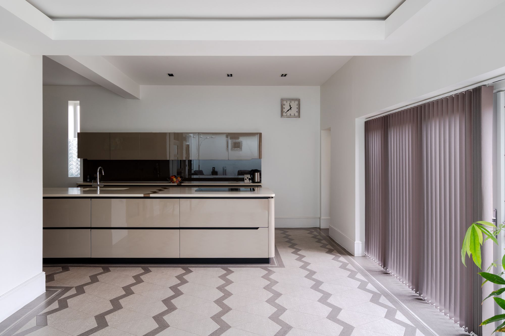 5 bed semi-detached house for sale in Aldersbrook Road, Aldersbrook, London, E12  - Property Image 16