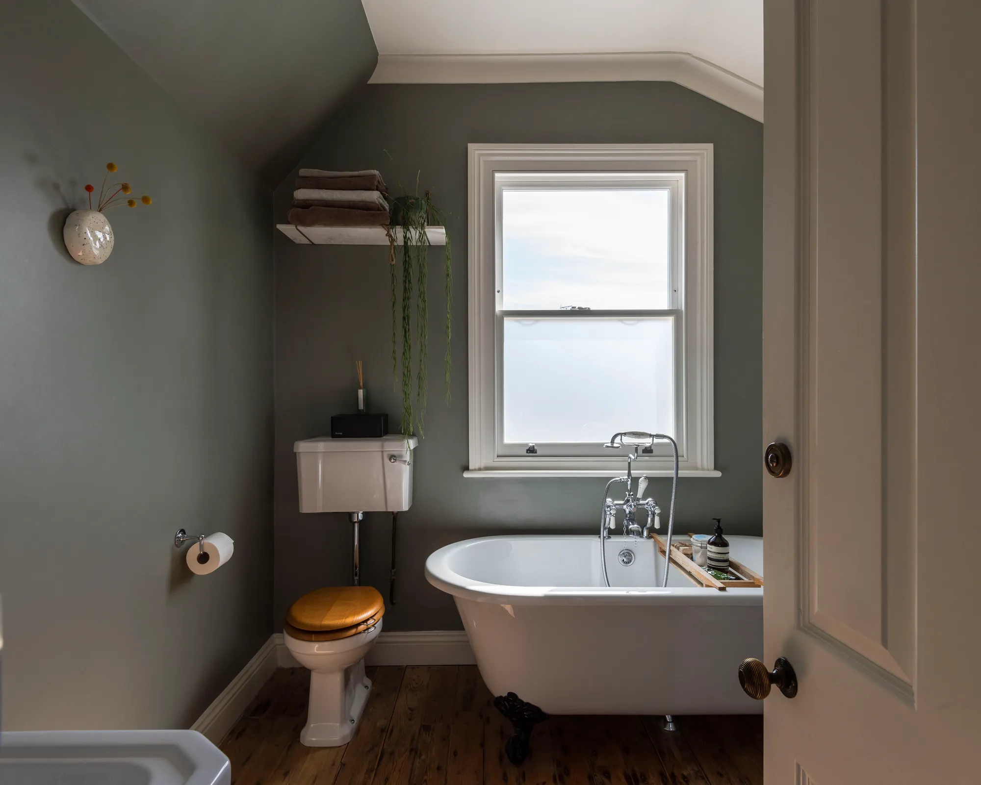 3 bed mid-terraced house for sale in Balmoral Road, Leyton, London, E10  - Property Image 18