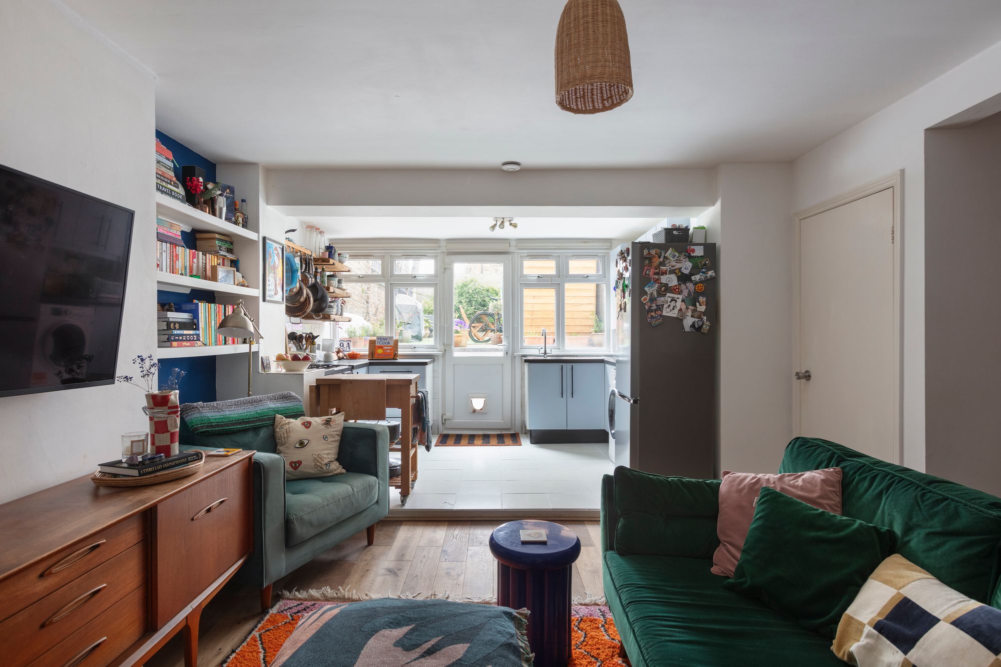 1 bed flat for sale in Vicarage Road, Leyton, London, E10  - Property Image 4