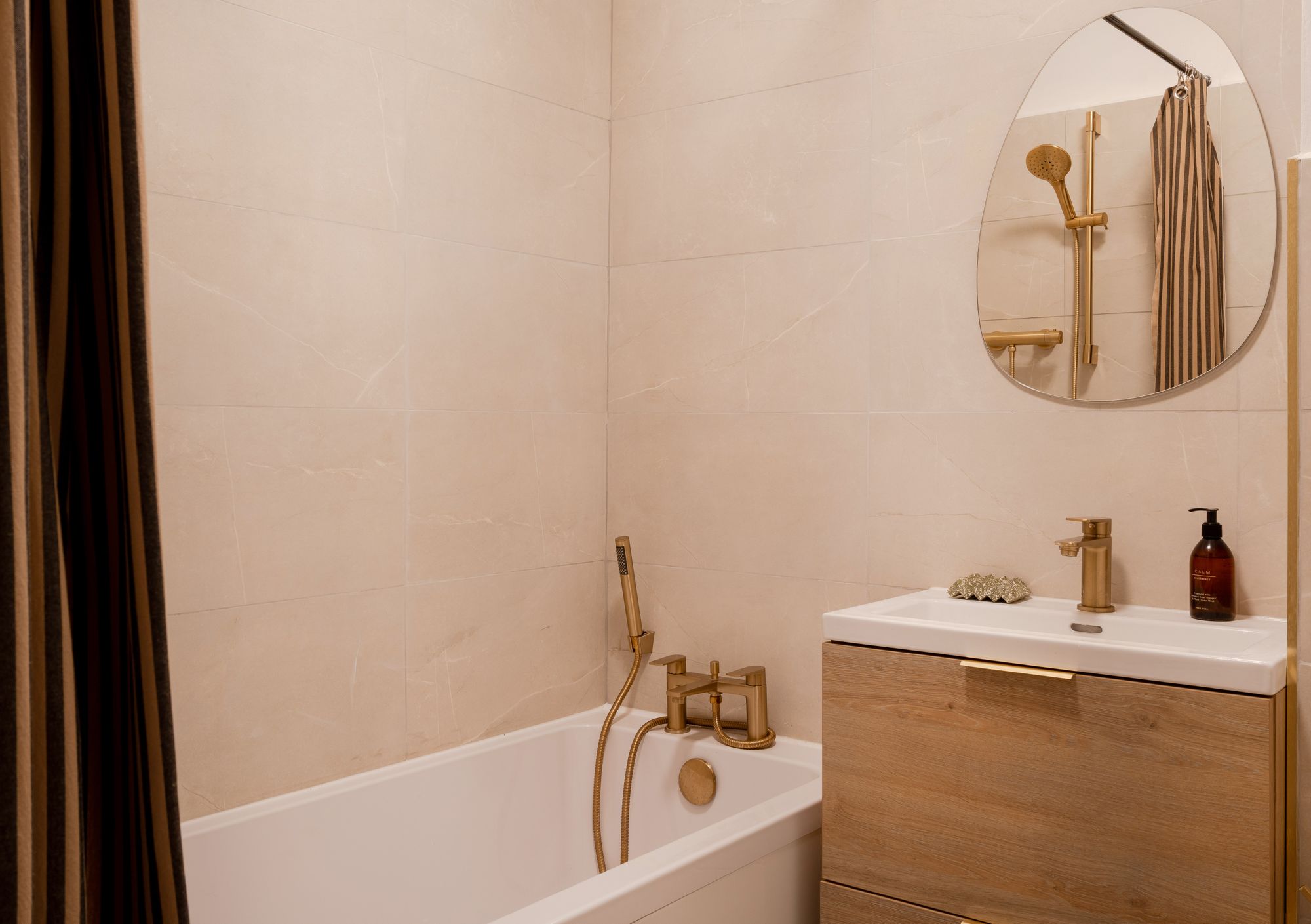 1 bed flat for sale in Willow Court, Trinity Close, Leytonstone, London, E11  - Property Image 17