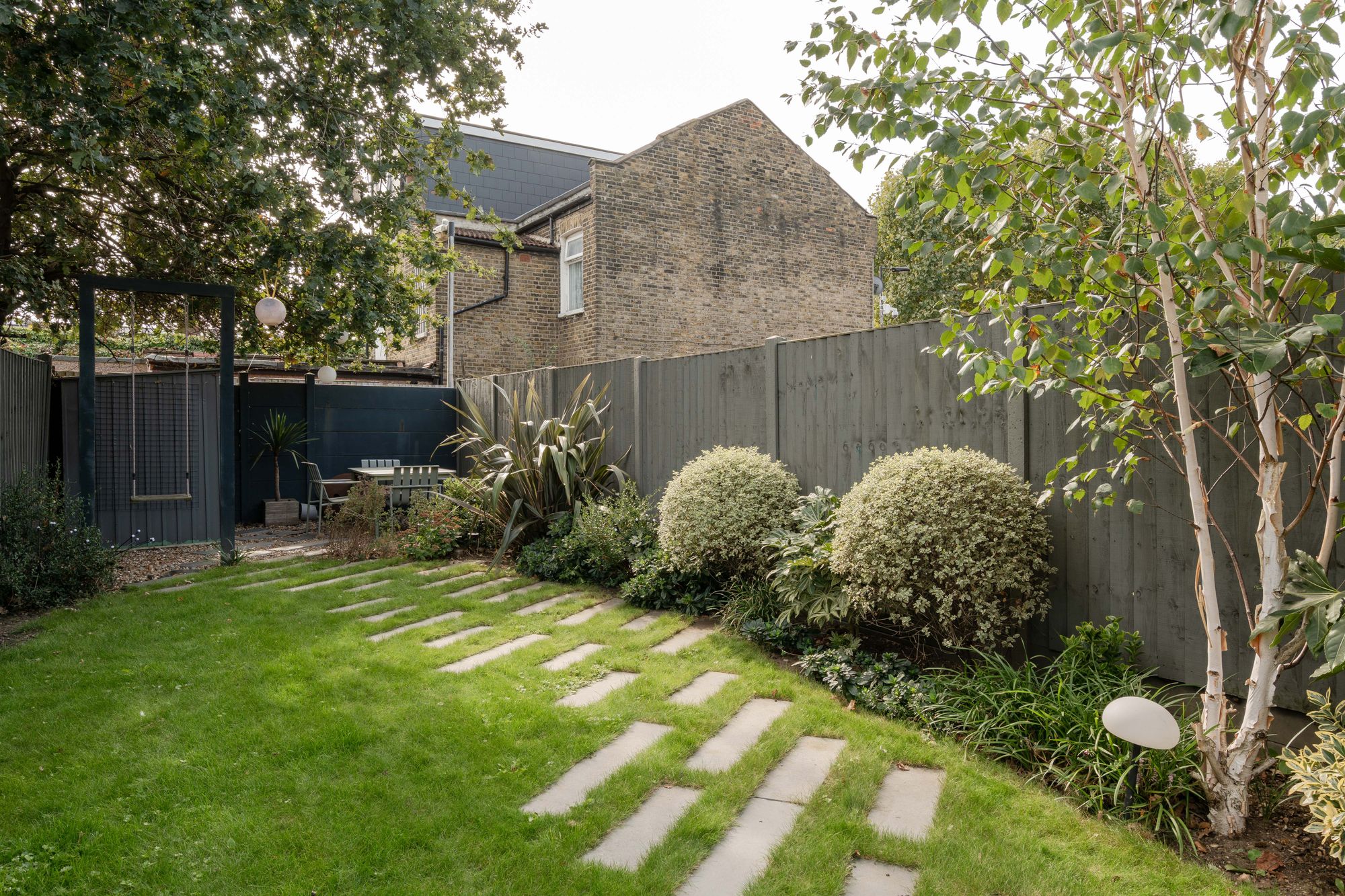 2 bed terraced house for sale in Byron Road, Leyton, London, E10  - Property Image 30