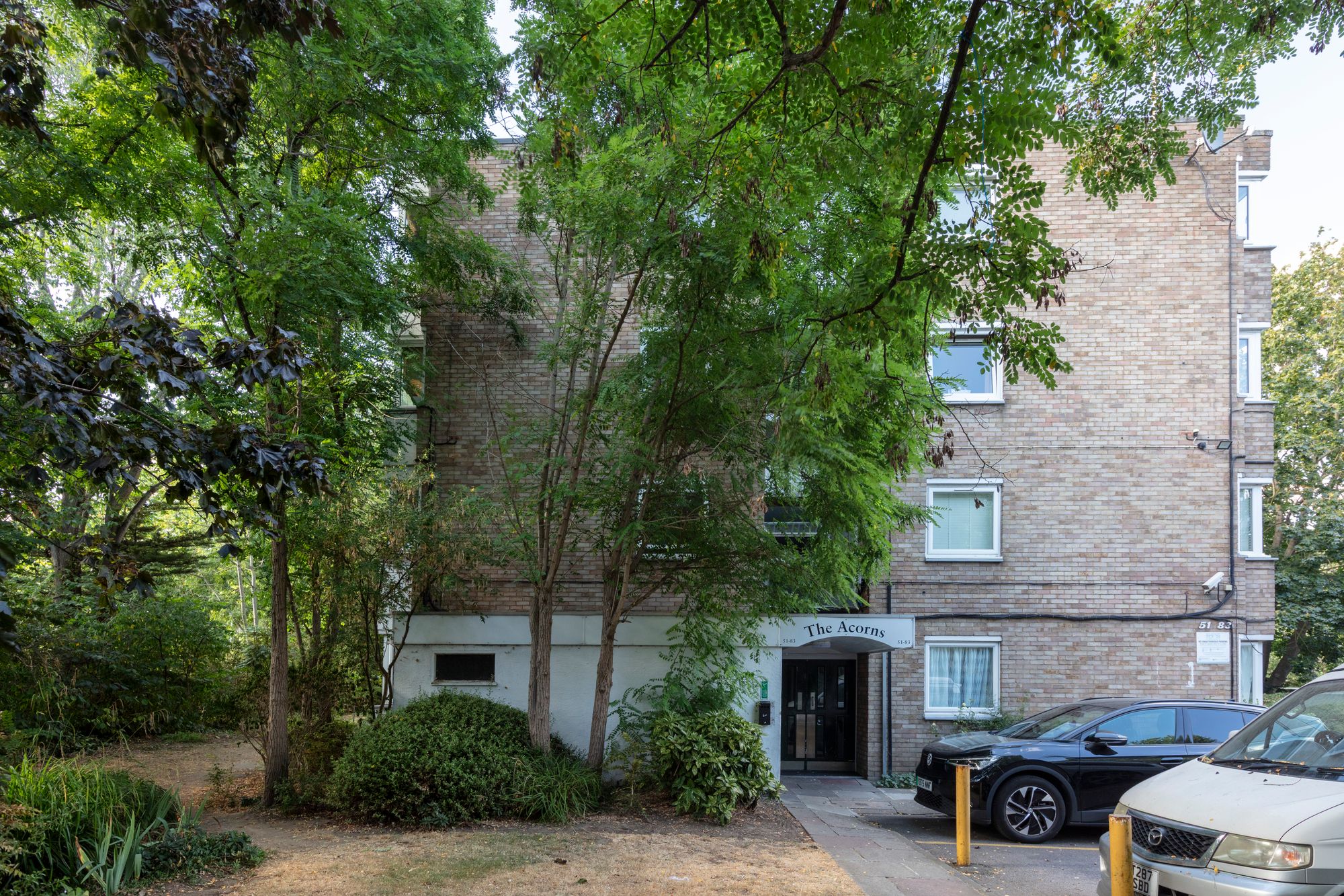 2 bed flat for sale in Queenswood Gardens, Aldersbrook, London, E11  - Property Image 35