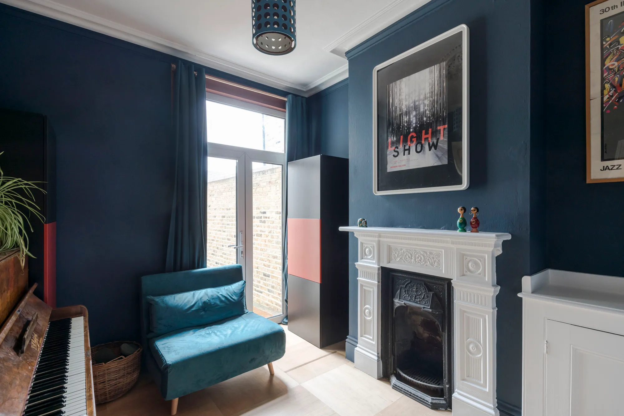 4 bed mid-terraced house for sale in Melford Road, Leytonstone, London, E11  - Property Image 4