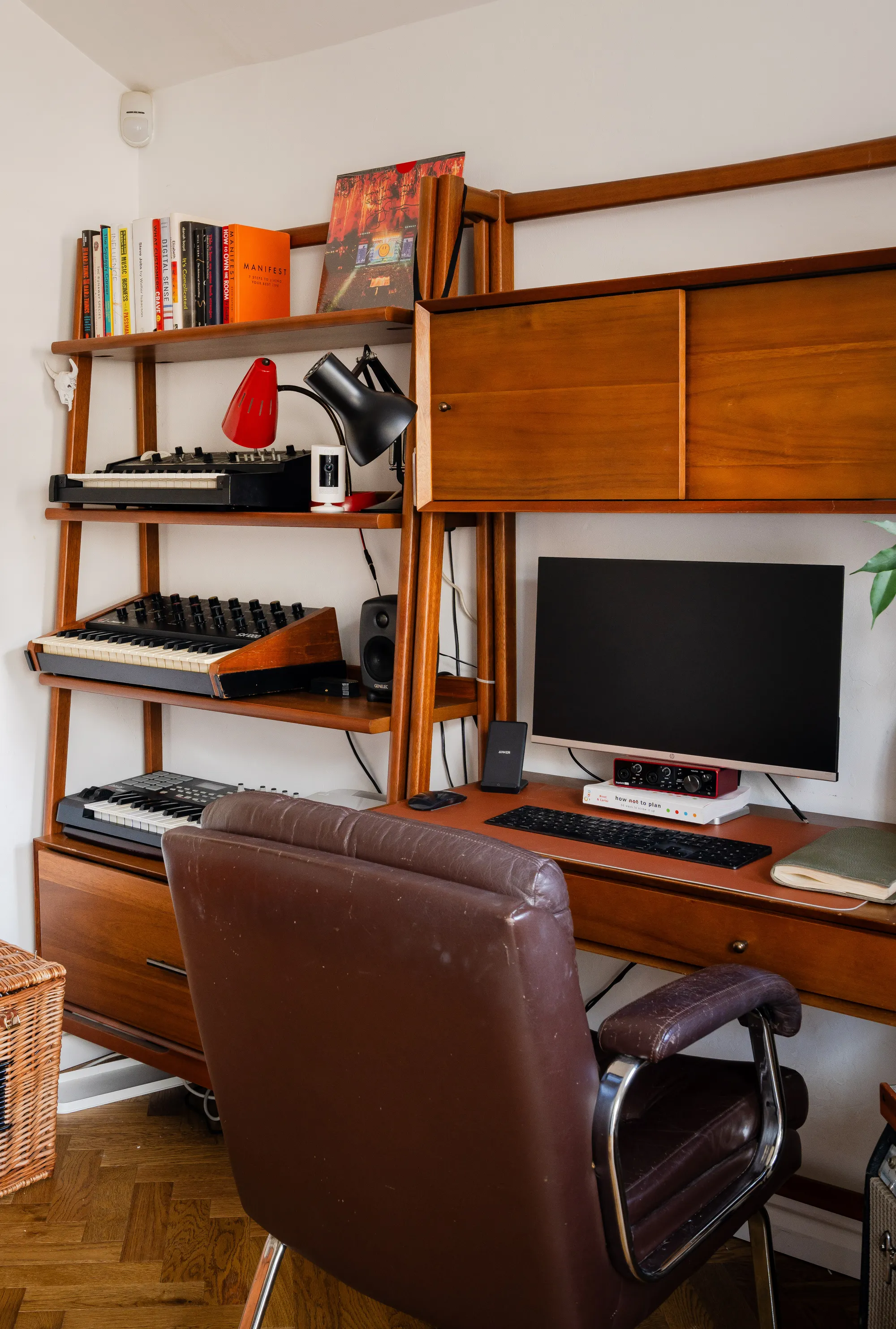 3 bed end of terrace house for sale in Old School Court, Drapers Road, Tottenham, London, N17  - Property Image 14