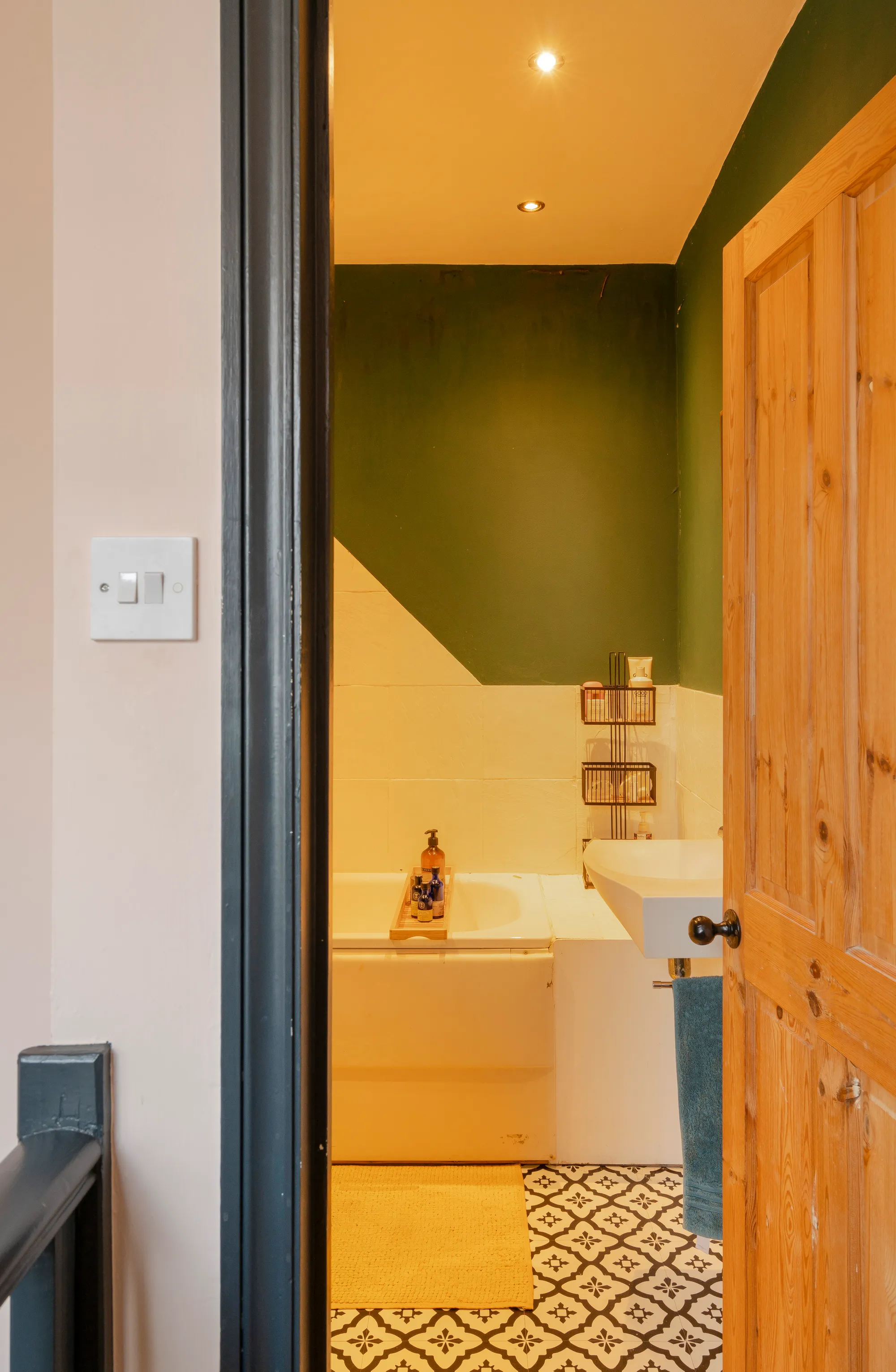 1 bed flat for sale in Chadwick Road, Upper Leytonstone, London, E11  - Property Image 19