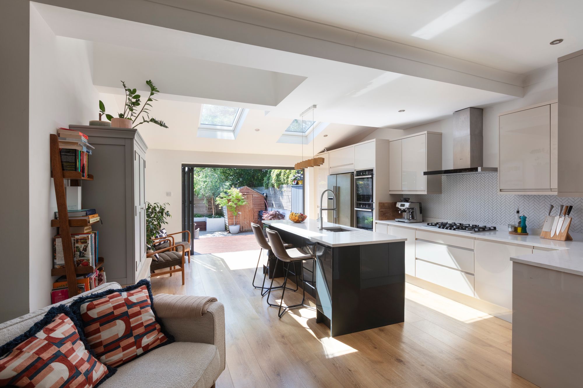 4 bed terraced house for sale in Rhodesia Road, Leytonstone, London, E11  - Property Image 15