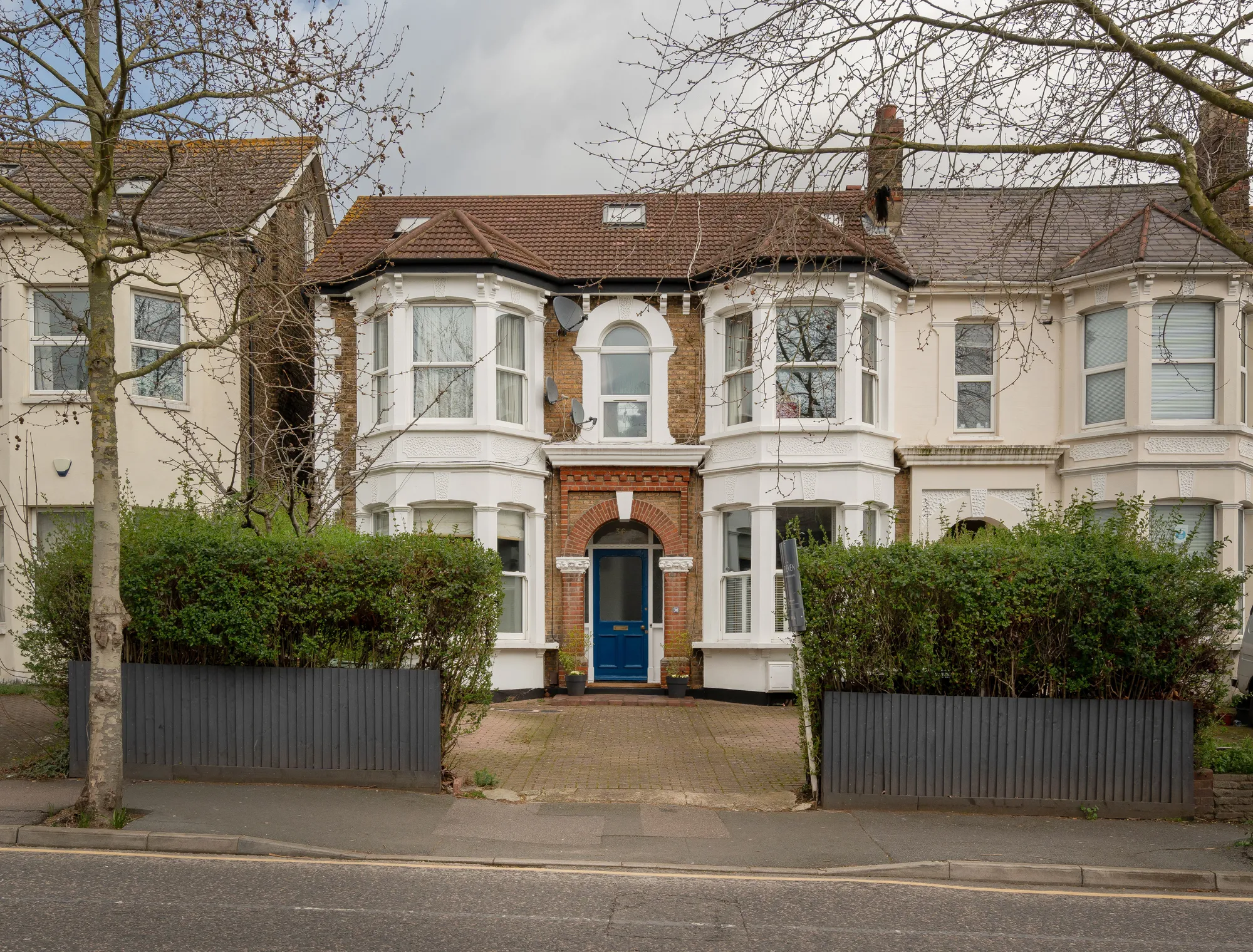 2 bed flat for sale in Fairlop Road, Upper Leytonstone, London, E11  - Property Image 2